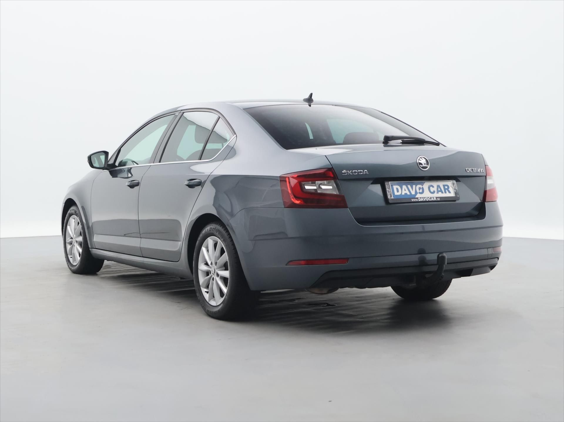 Škoda Octavia, 2,0 TDI 110kW DSG Style CZ - fotka 5