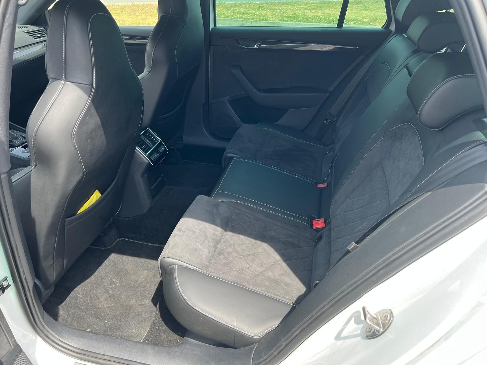 Škoda Superb, 2.0 TDi Sportline - fotka 6