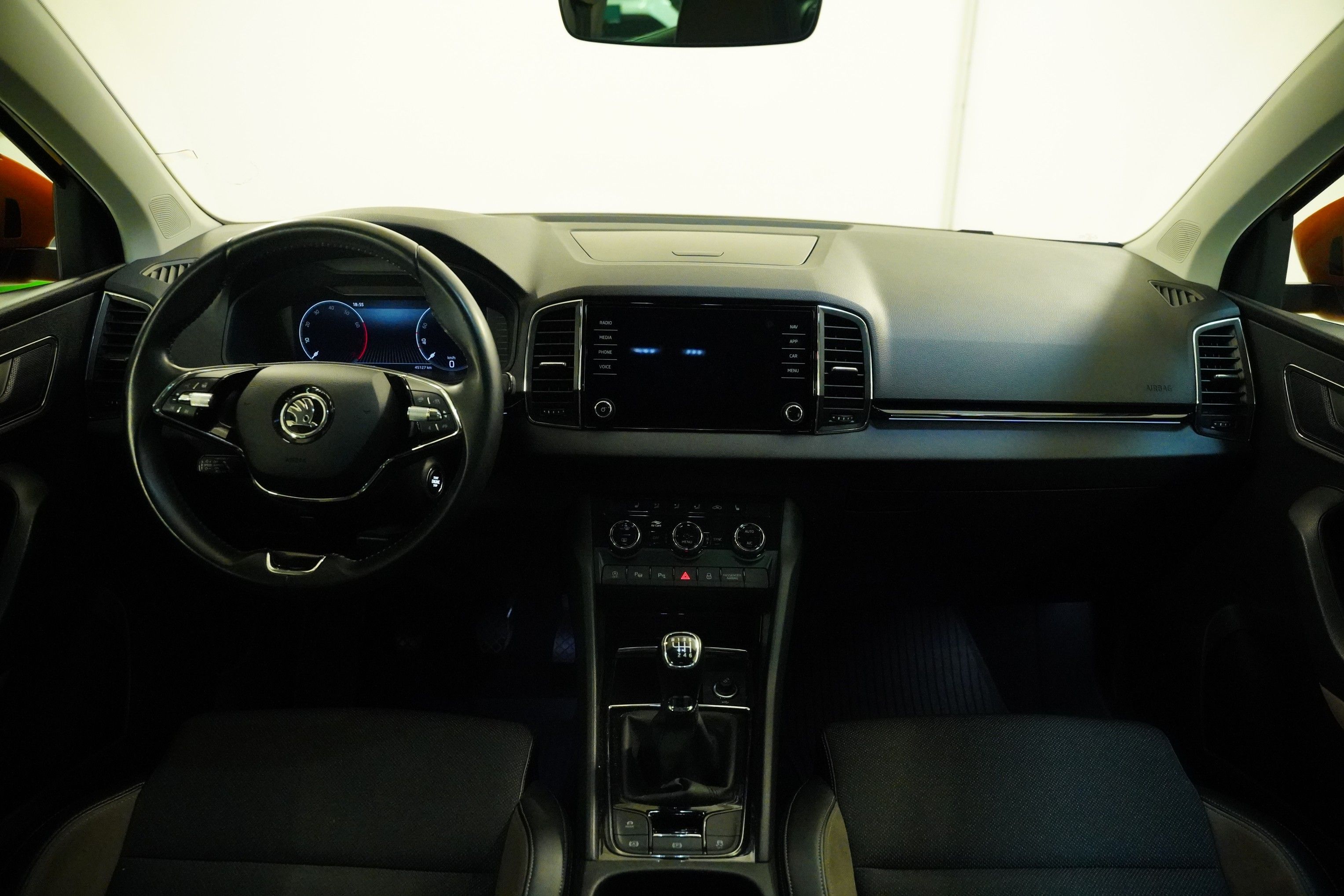 Škoda Karoq, 1.0TSI 81kw style - fotka 6