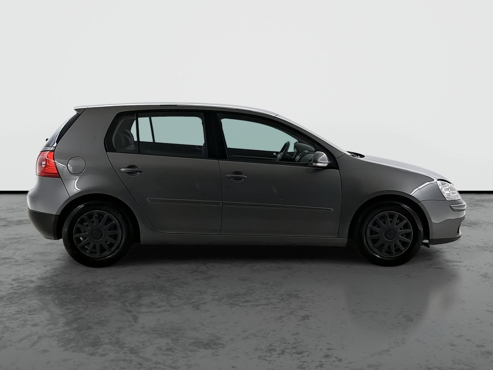 Volkswagen Golf, 1.6, Klima, oblíbený vůz - fotka 6