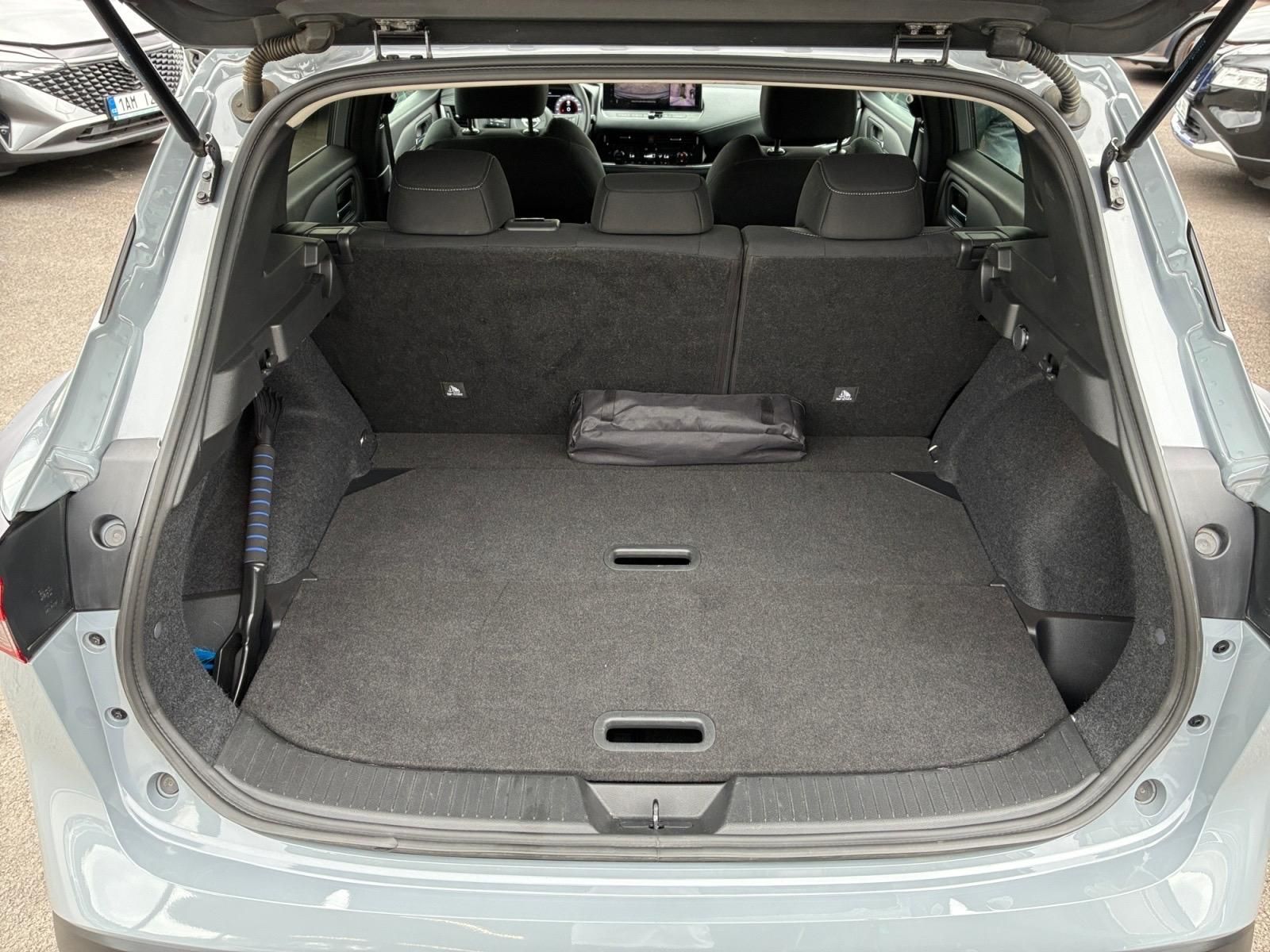 Nissan Qashqai, N-CONNECTA 1.3MHEV 116kW CZ - fotka 6