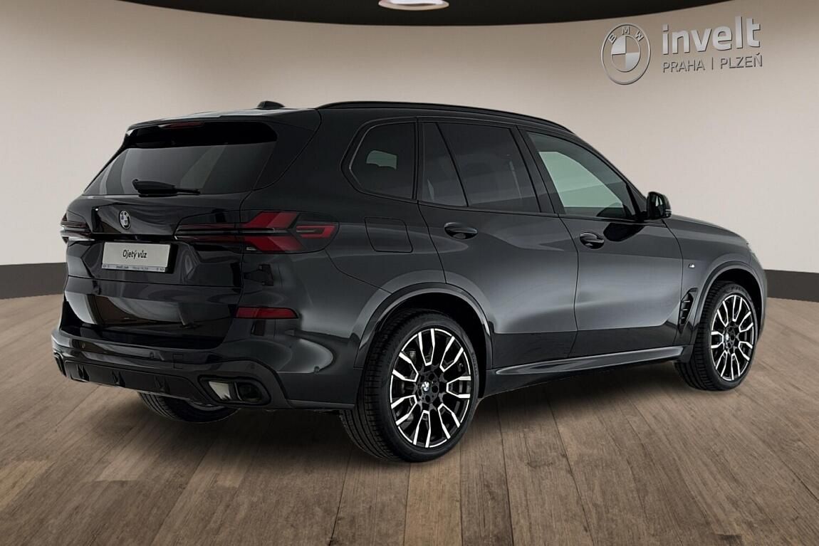 BMW X5, xDrive30d - fotka 3