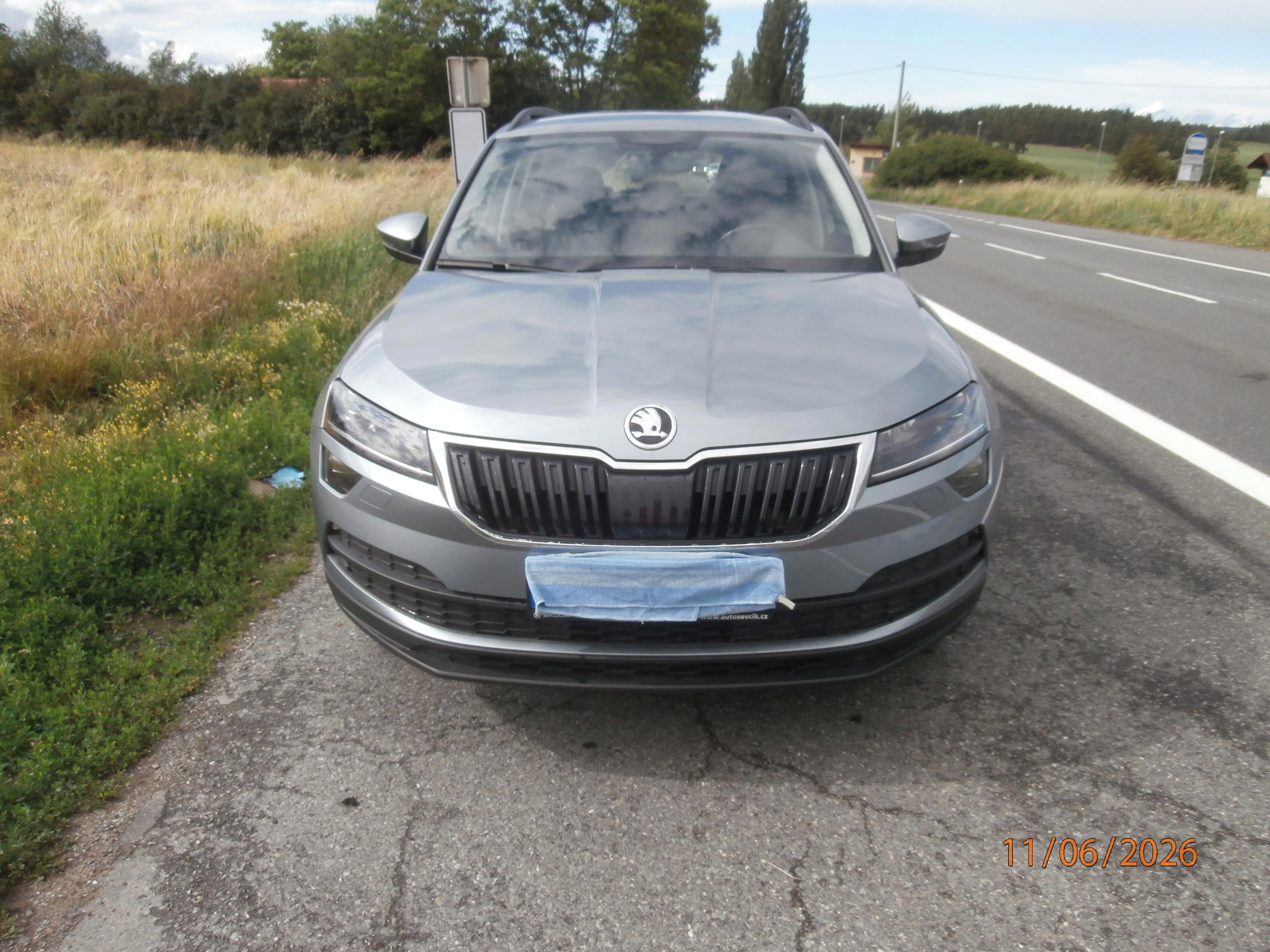 Škoda Karoq, 2.0TDI SERVISOVÁNO - fotka 6