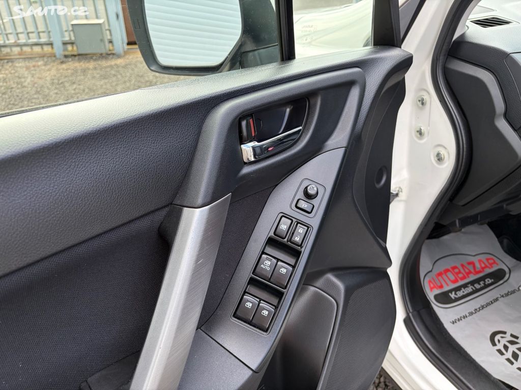 Subaru Forester, 2.0 i 110kW 4×4, TOP STAV