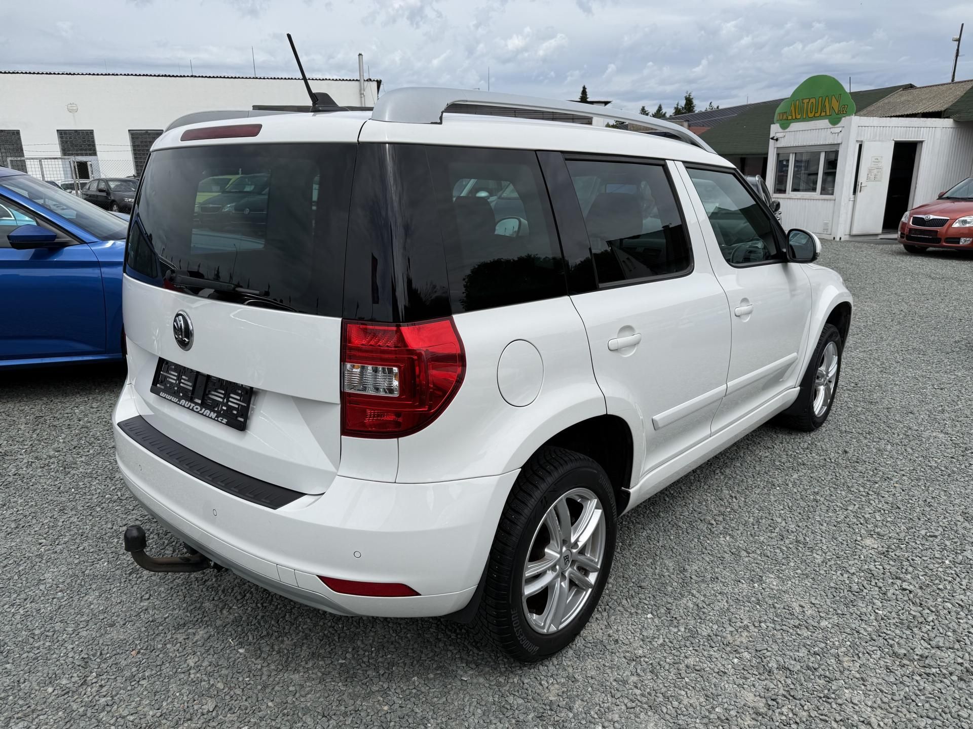 Škoda Yeti, 1.2 TSI DSG ELEGANCE - fotka 6