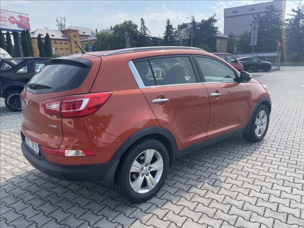 Kia Sportage, 1,7 CRDi,1.Majitel,ČR,Servis - fotka 4