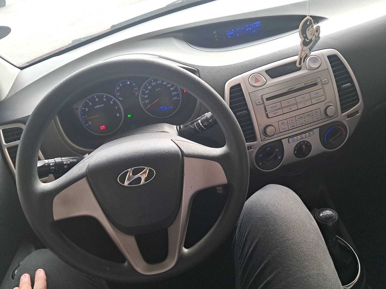 Hyundai i20, 1.2, ČR,1.maj, Serv.kniha - fotka 3