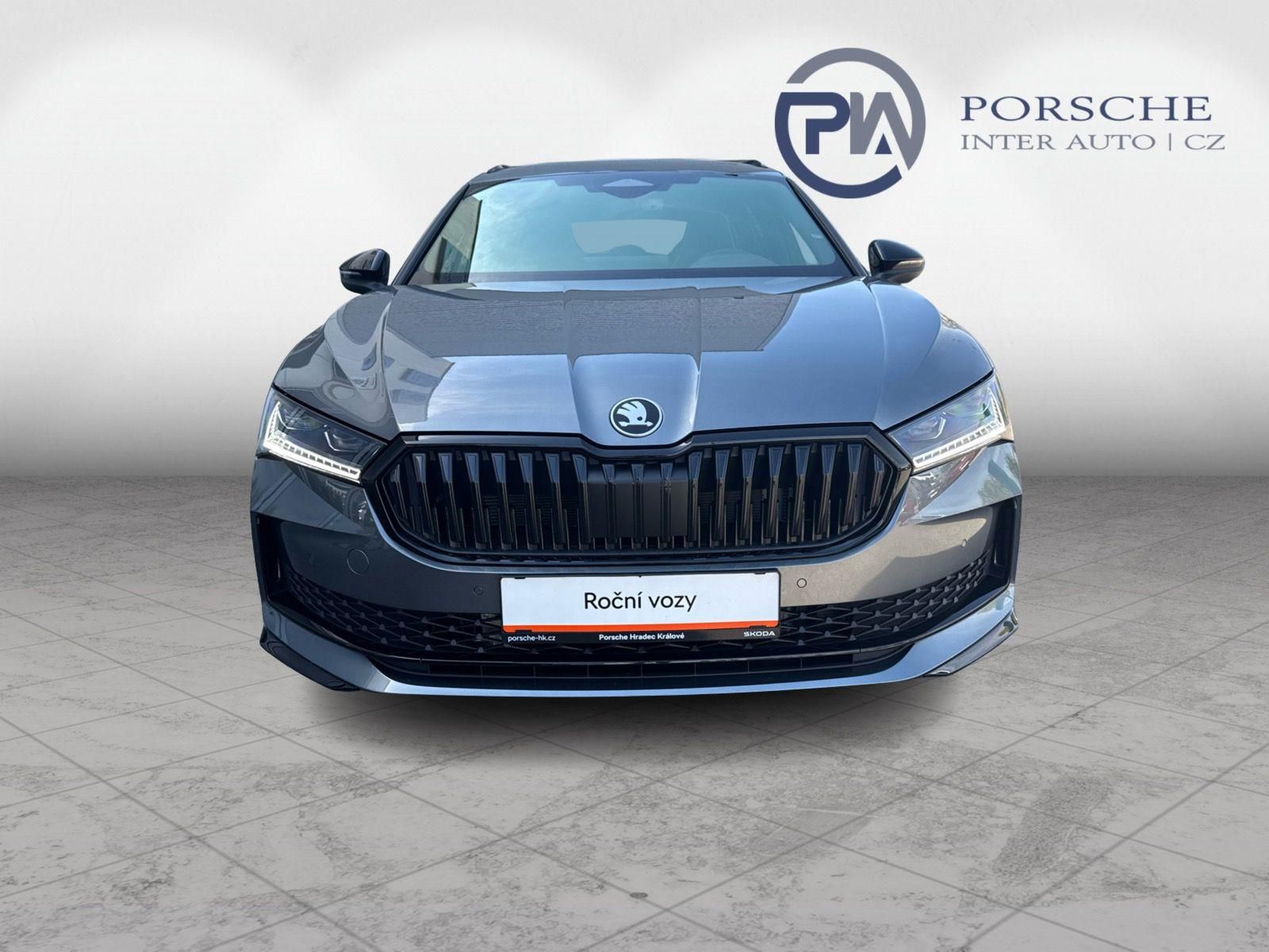Škoda Superb, Sportline 2,0 TDI 142 kW DSG 4 - fotka 4