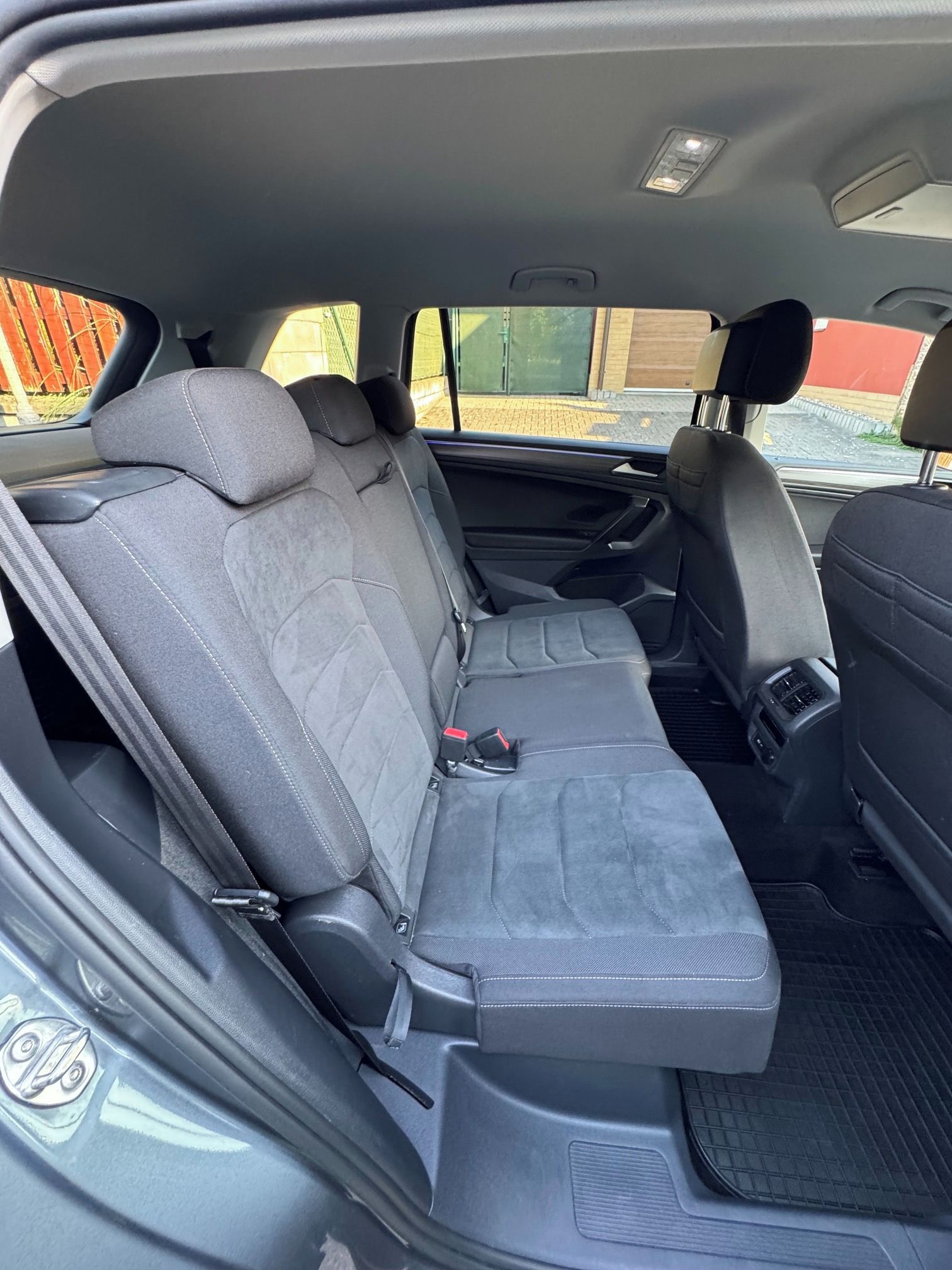 Volkswagen Tiguan Allspace, Prodám osobní vůz - fotka 6