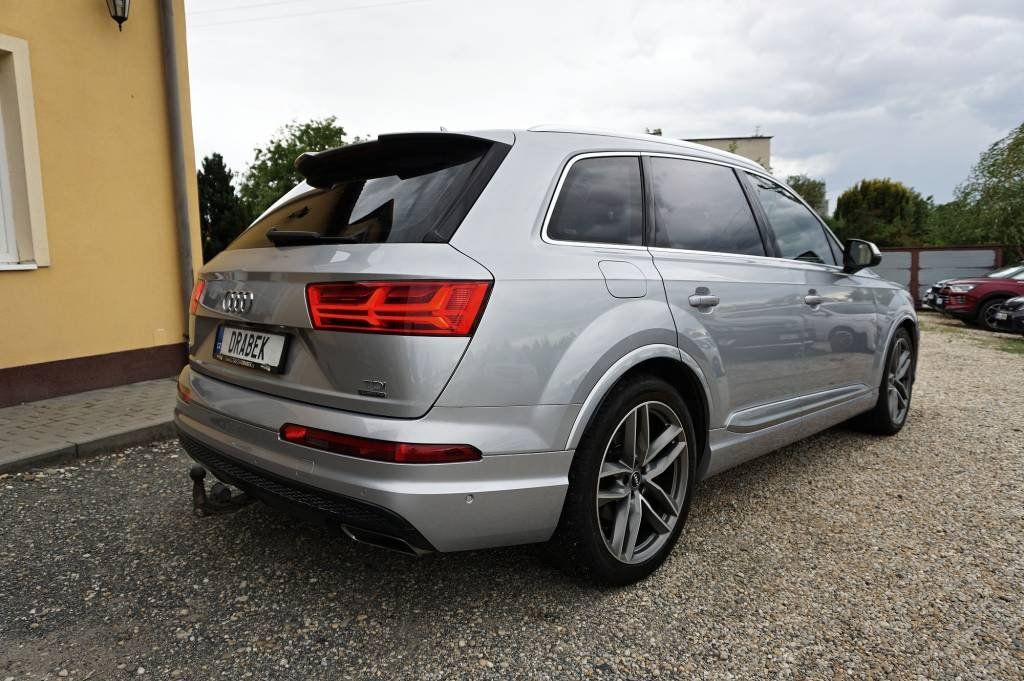 Audi Q7, S-LINE 3,0 TDI 200 kW - fotka 4