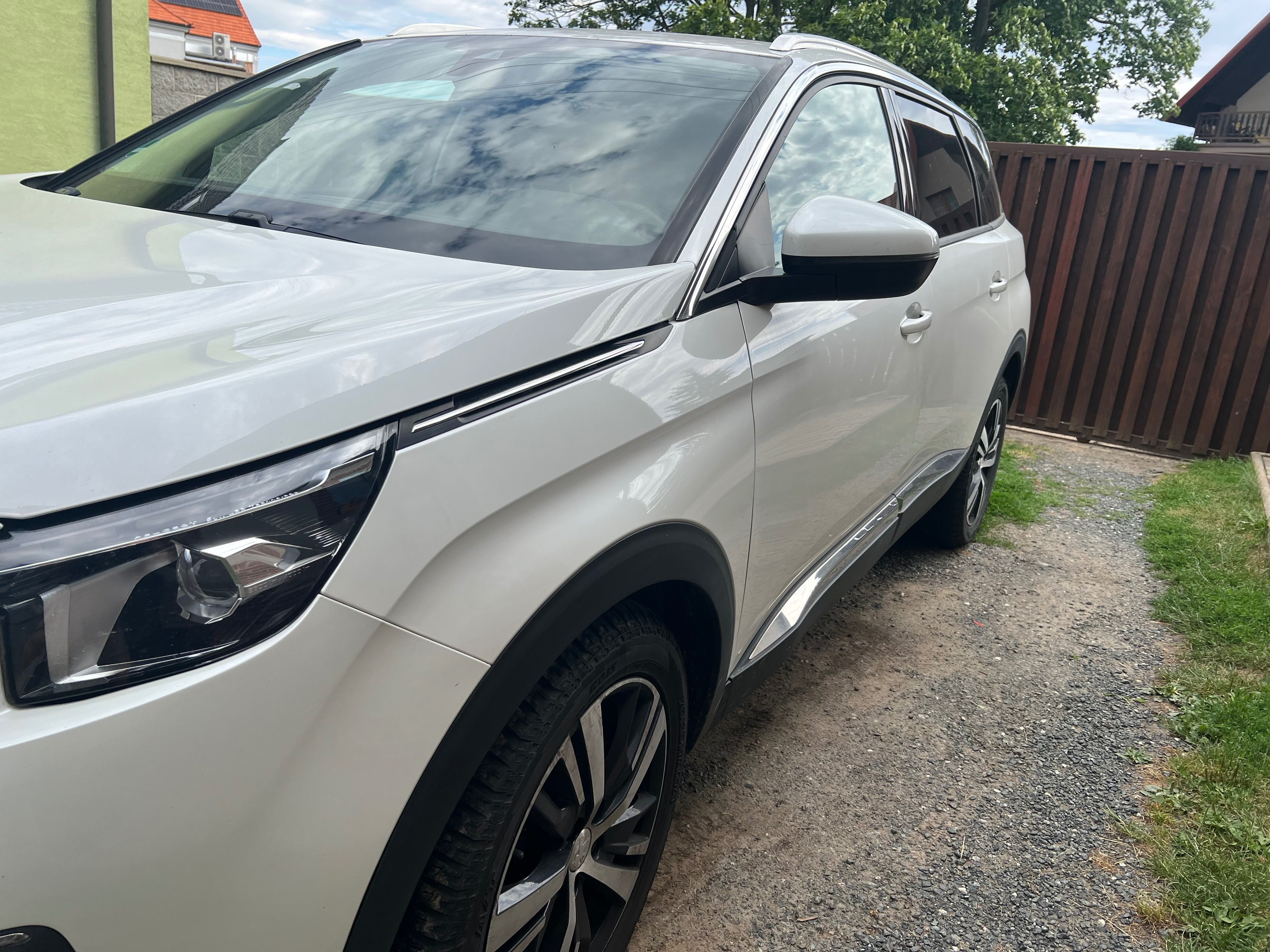 Peugeot 5008, 1,2 PT Allure - zavada - fotka 5