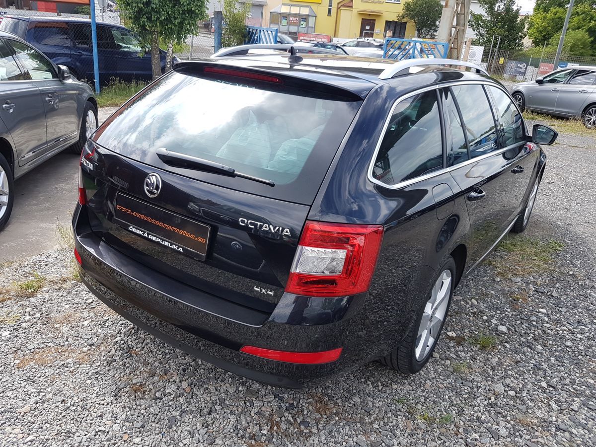 Škoda Octavia, 2.0TDi 110KW 4X4 NAVI EL. KUFR - fotka 6