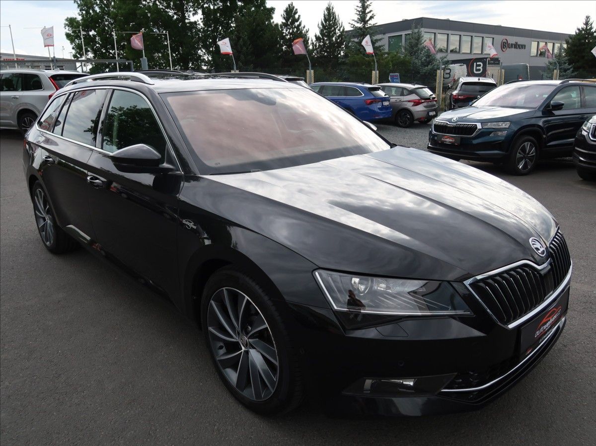 Škoda Superb, 2,0 TSi,200kW,NovéČR,L&K,4x4 - fotka 2