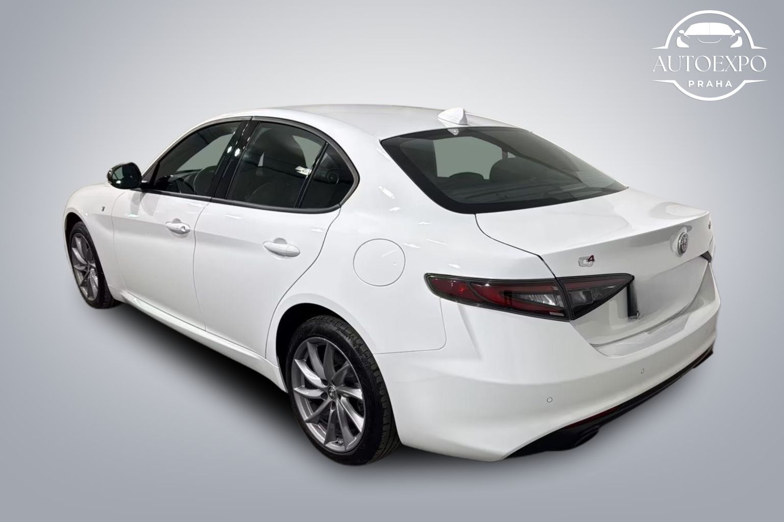 Alfa Romeo Giulia, 2.0 Ti Q4*MATRIX*LED*KŮŽE - fotka 5