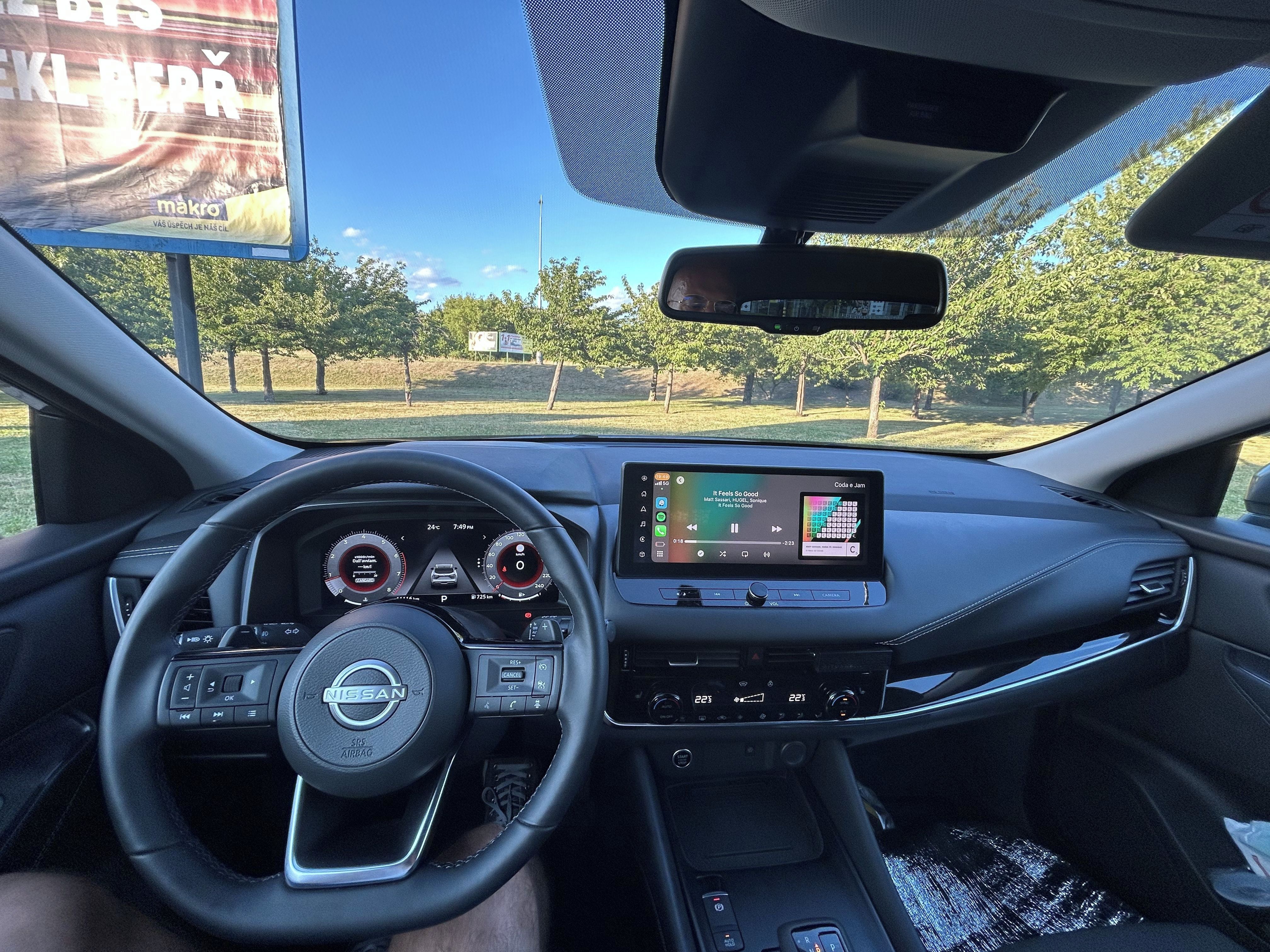 Nissan Qashqai, J12 1.3 - 116kw - N-Connecta - fotka 2