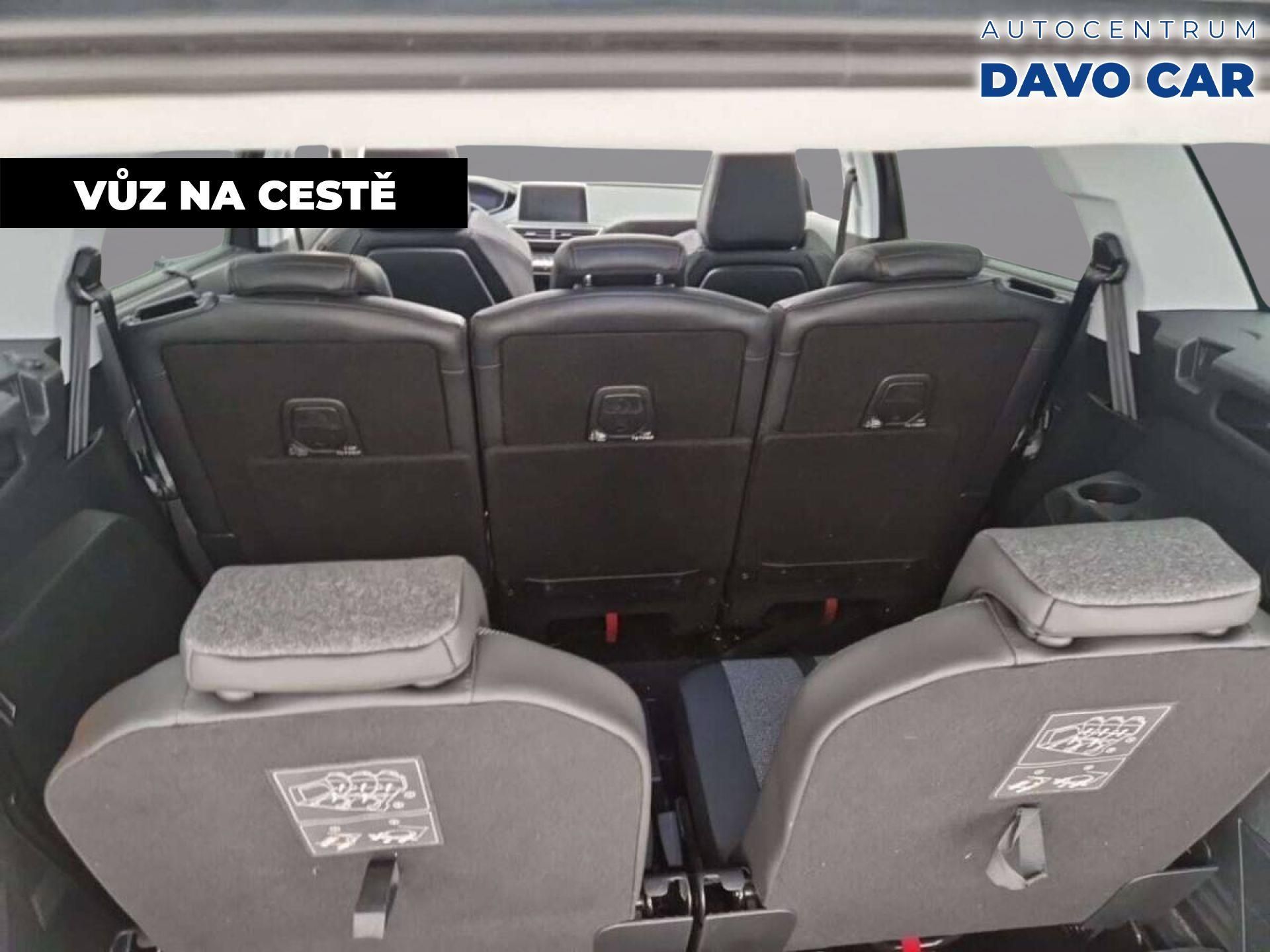 Peugeot 5008, 1,2 PT 96kW Allure PANO 7-míst - fotka 3