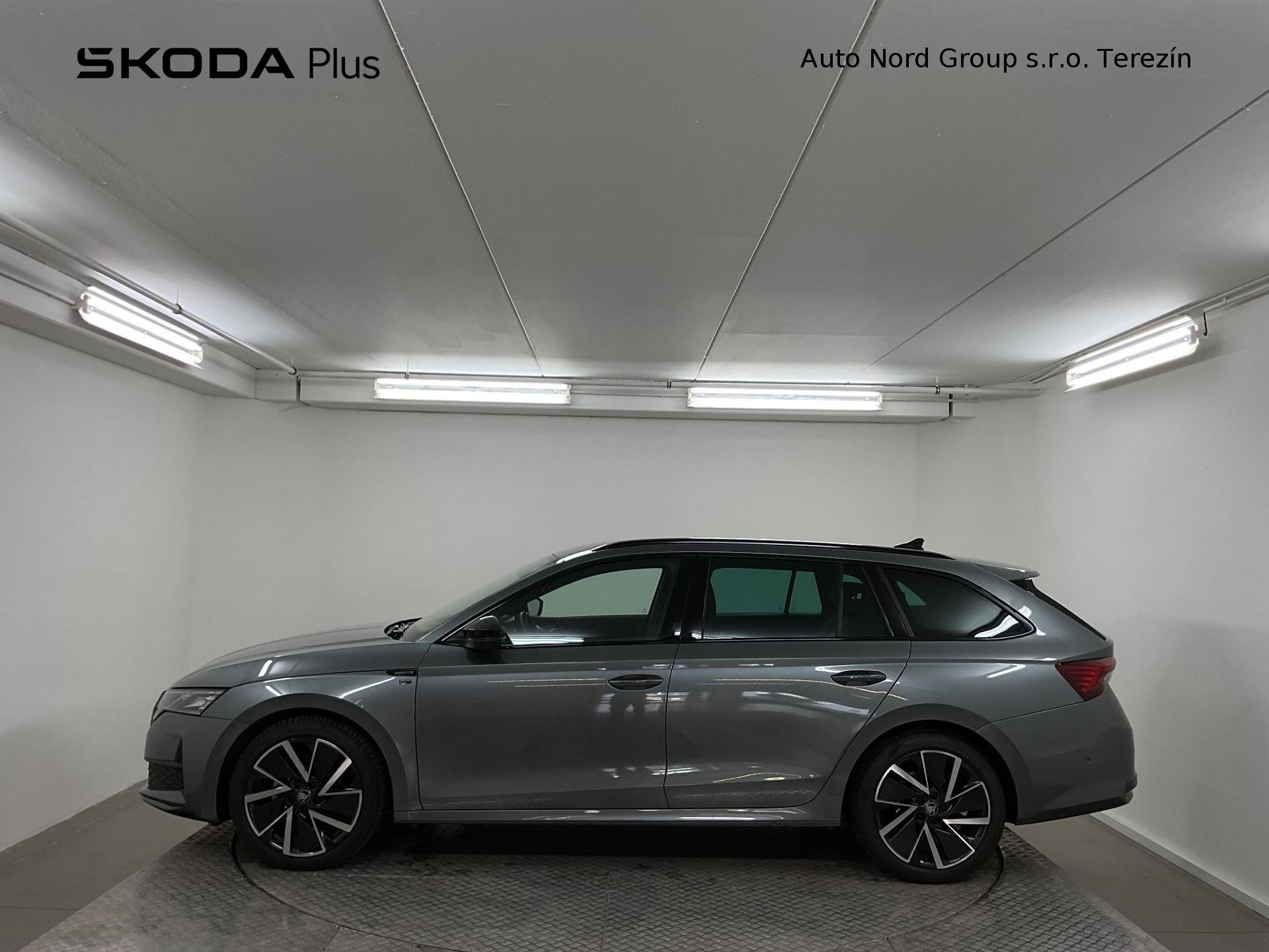 Škoda Octavia, 2.0 TDI 110kW DSG Sportline Co - fotka 3