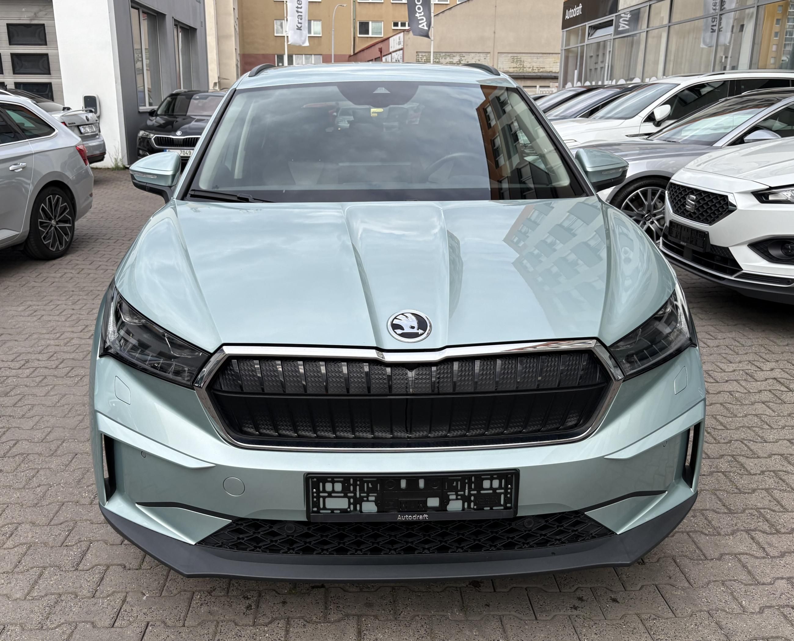 Škoda Enyaq iV, iV 60 132kW / ALU 19''/ Tažné - fotka 2