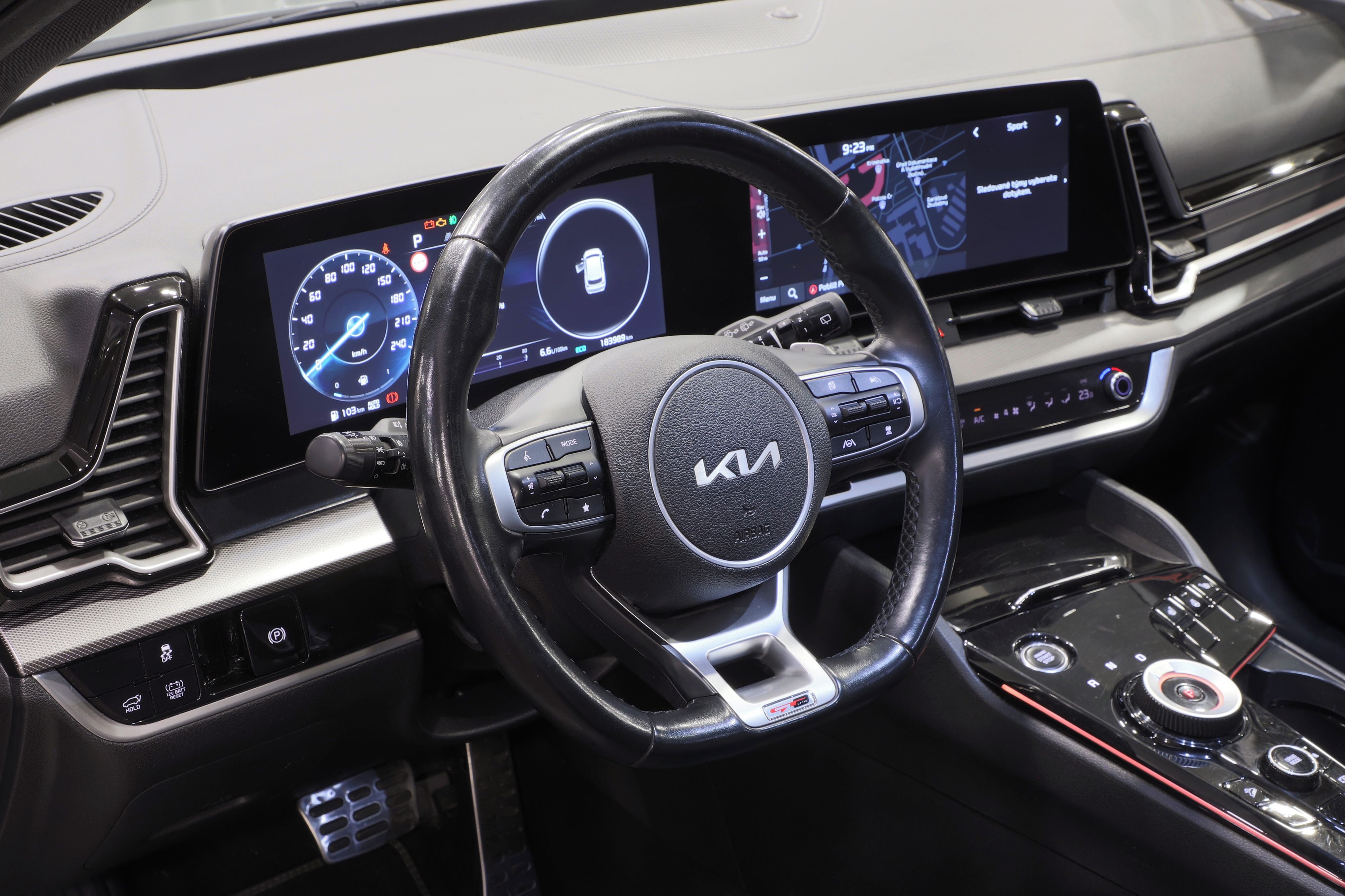 Kia Sportage, 1.6 T-GDi Hybrid AUT GT-Line - fotka 6