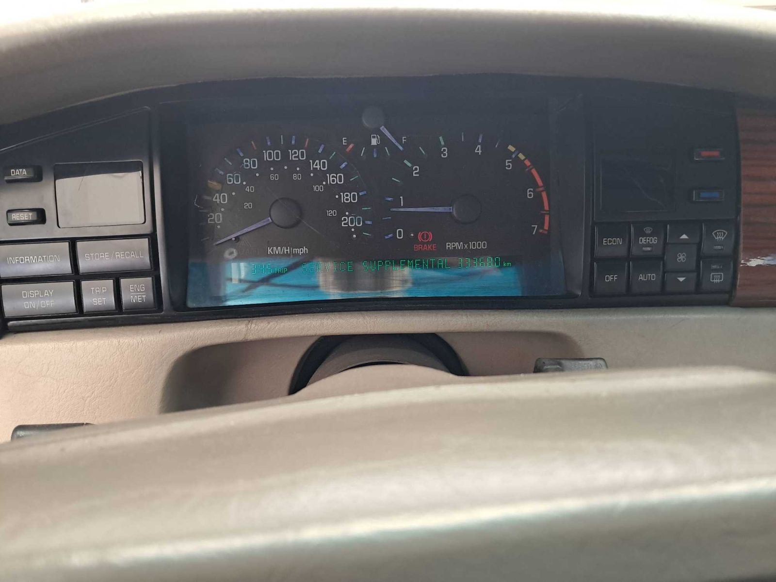 Cadillac Seville, 4.9 V8, Automat - fotka 3