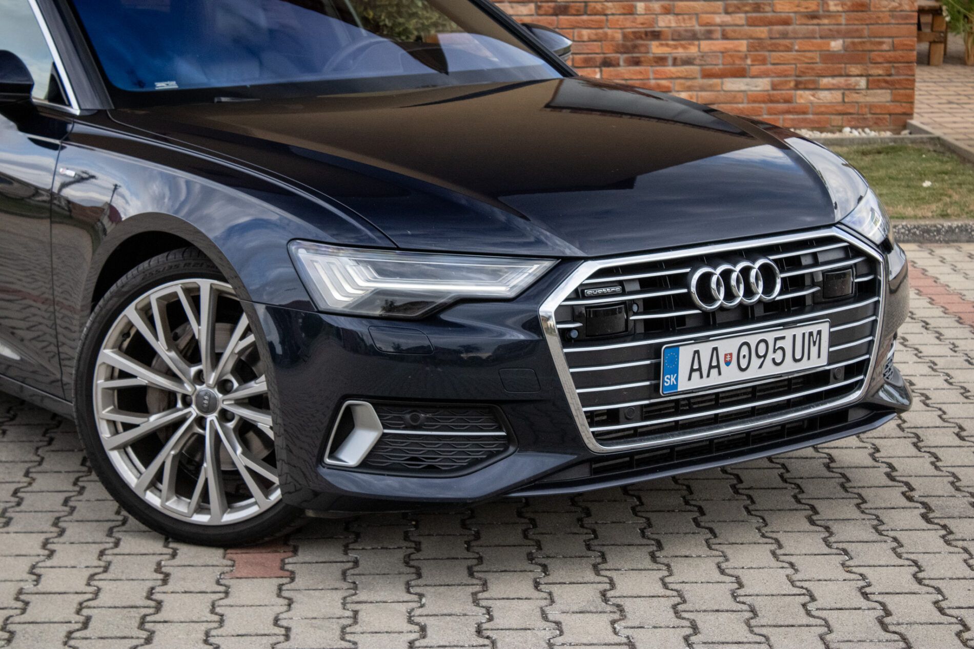 Audi A6 Avant - fotka 4