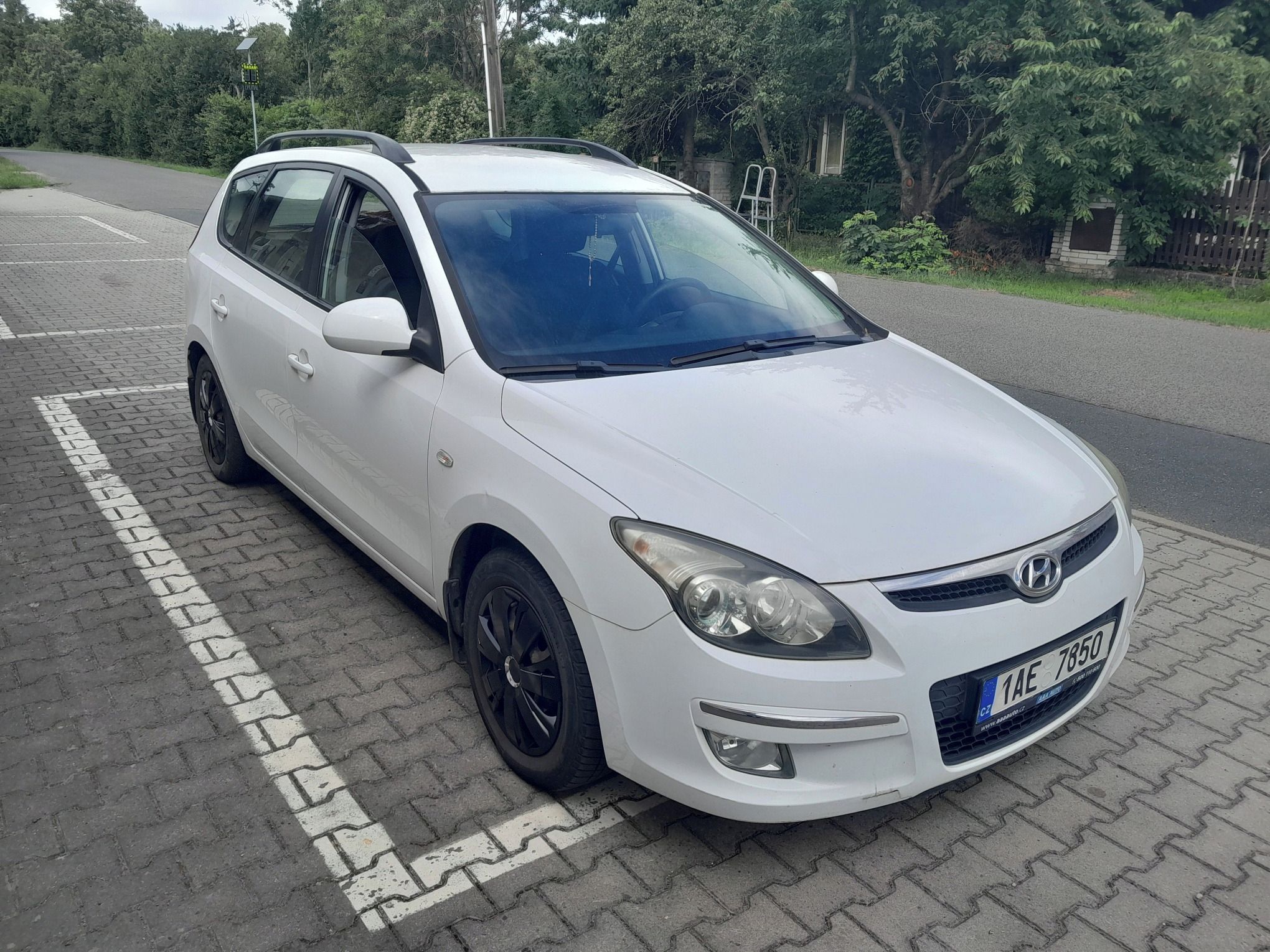 Hyundai i30, 1.6  93kW - fotka 2