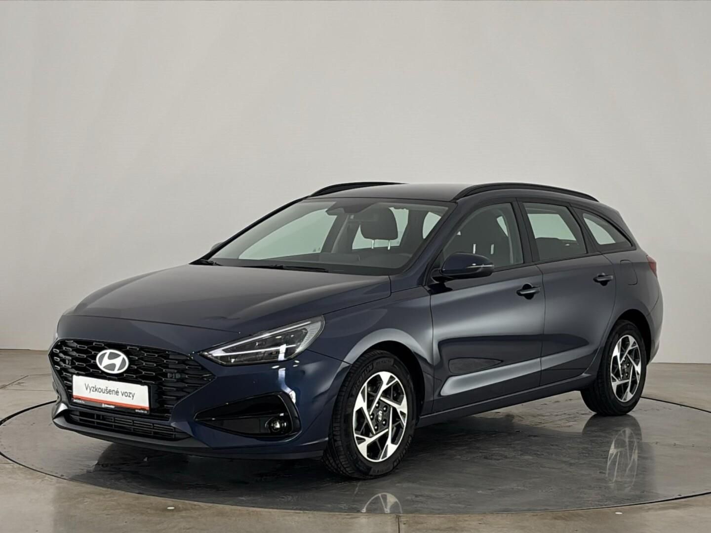 Hyundai i30, 1.5 T-GDI / 103 kW Smart DCT