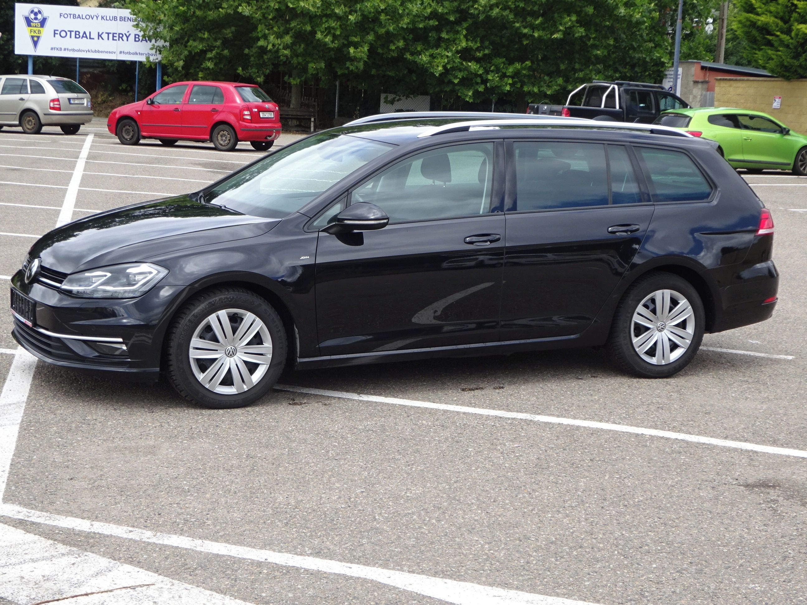 Volkswagen Golf, 1.4 TSI (92 KW) SERVISKA - fotka 3