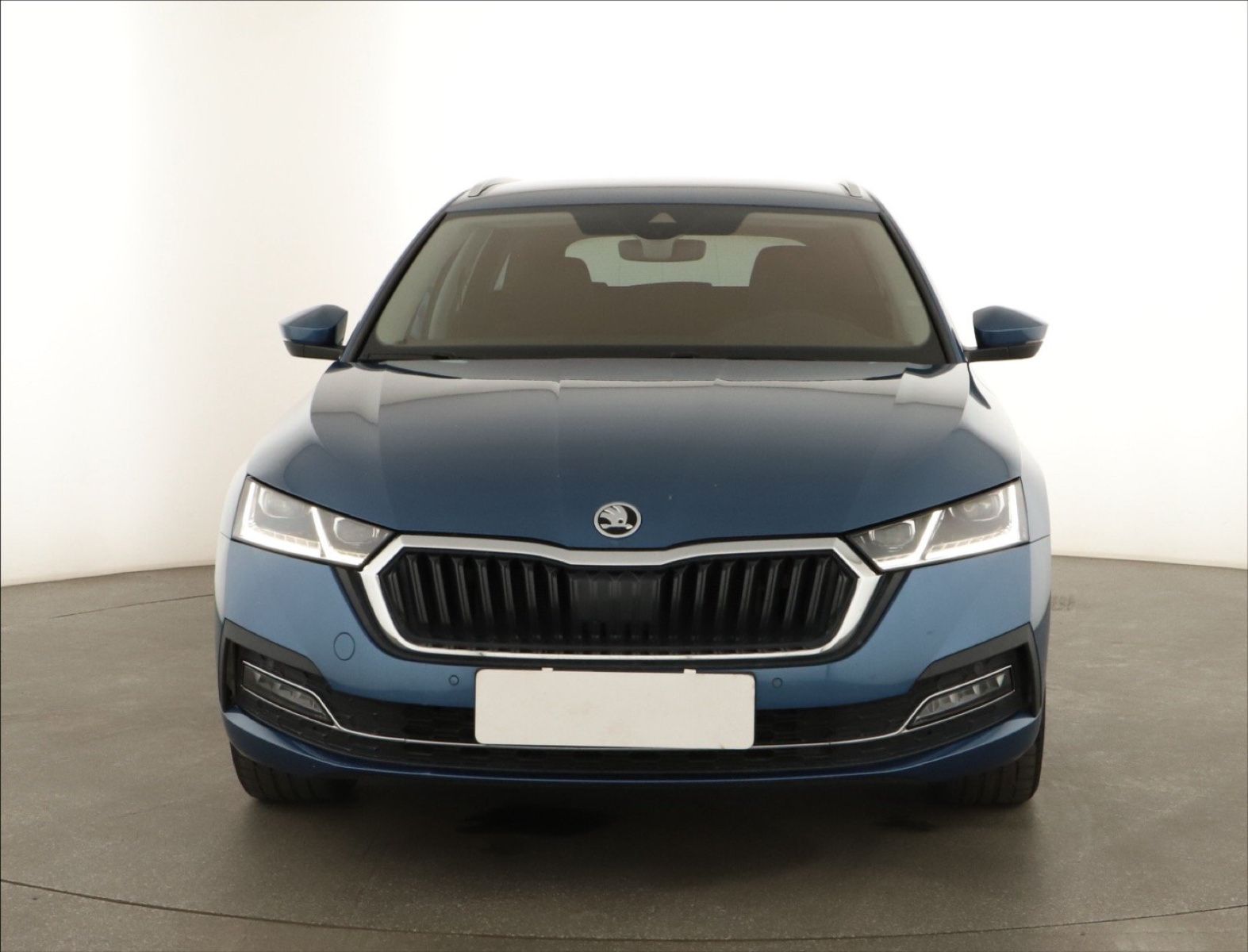 Škoda Octavia, 2.0 TDI, Style, Navi - fotka 2
