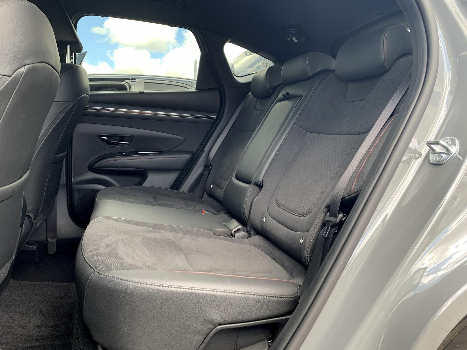 Hyundai Tucson, N LINE 1,6 T-GDi HEV 169kW - fotka 6