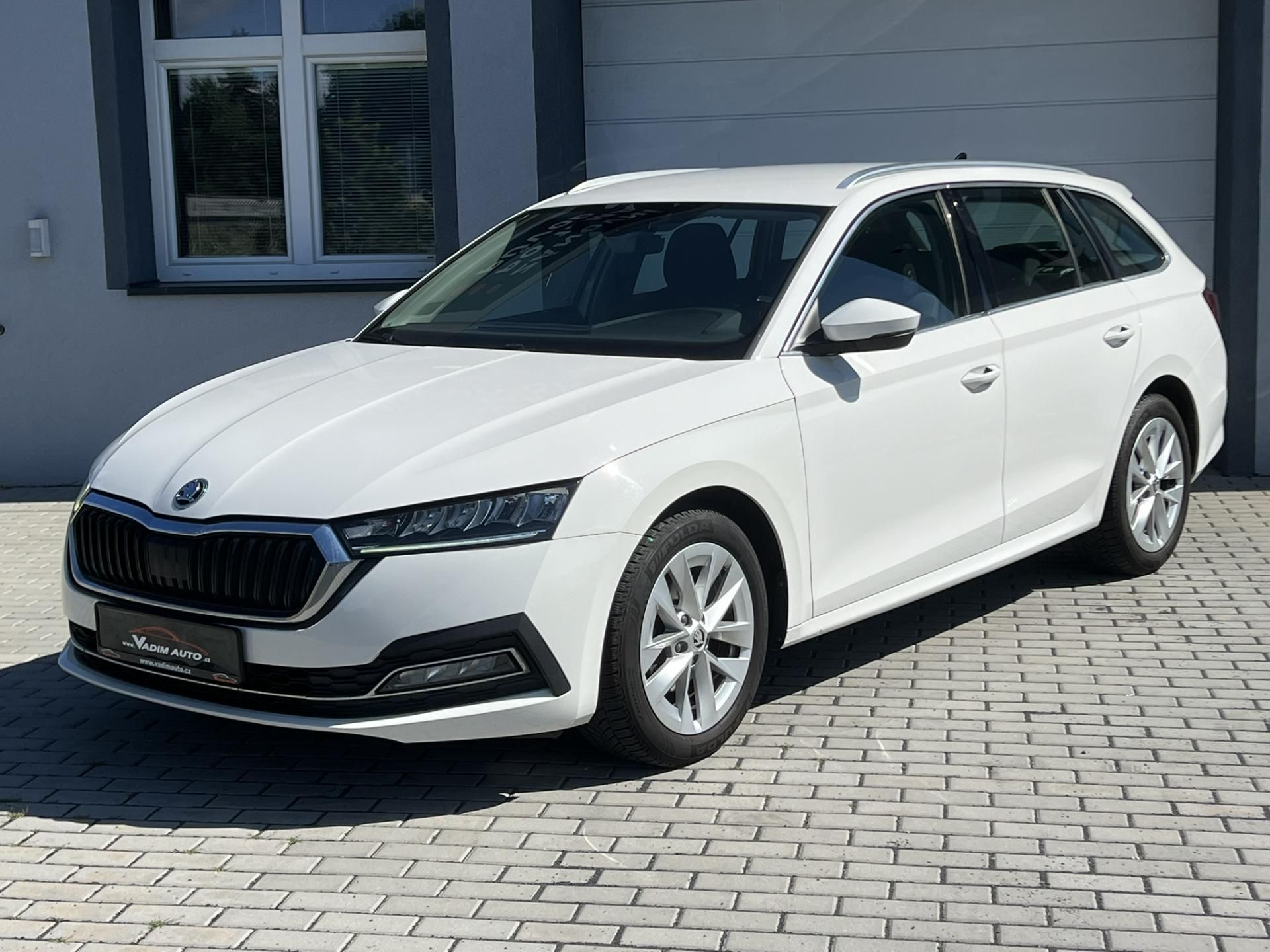 Škoda Octavia, 1.5TSI 110kW DSG STYLE ČR NOVÉ - fotka 2