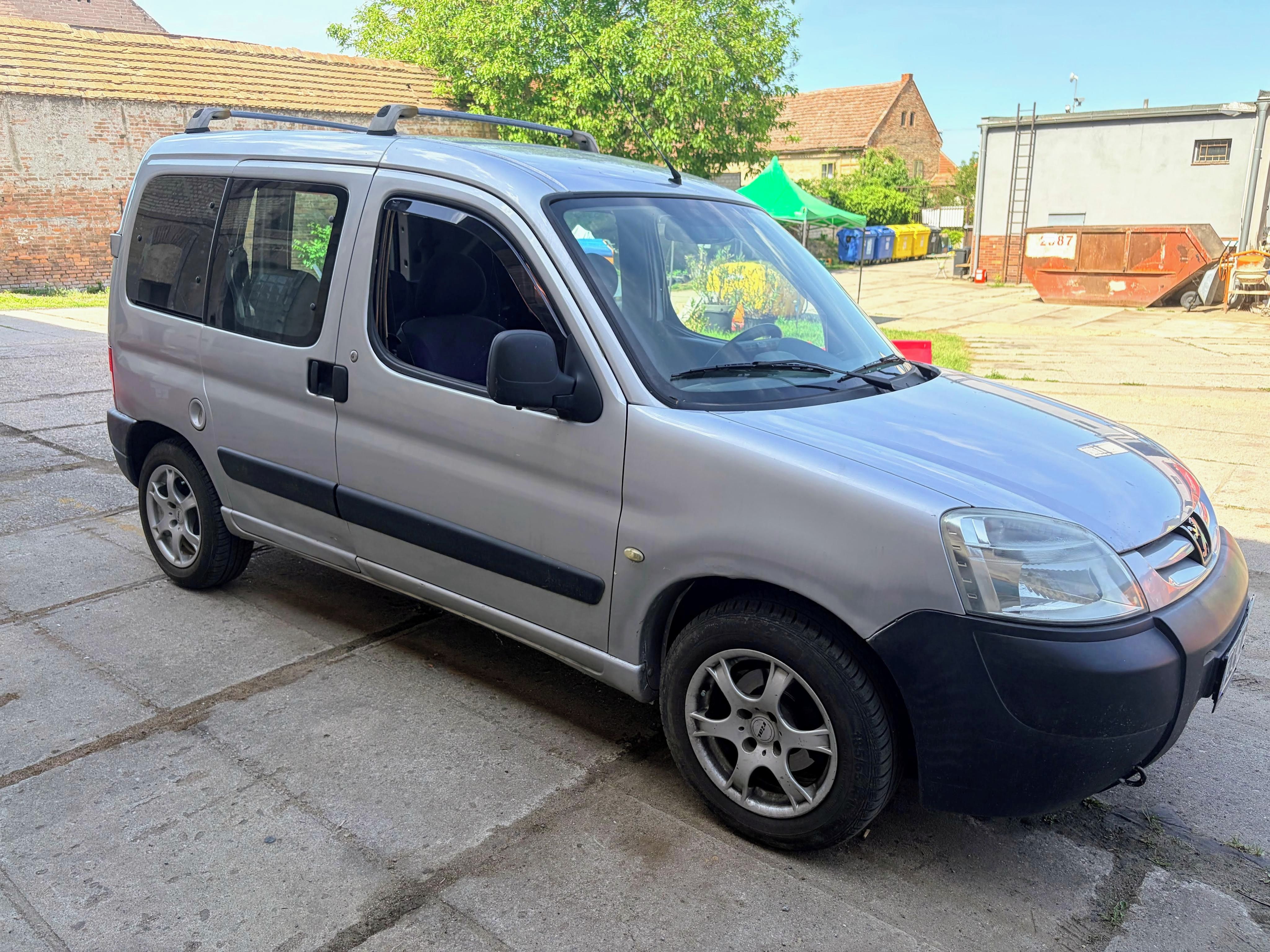 Peugeot Partner, 1,4i 55kW Euro4 - fotka 3