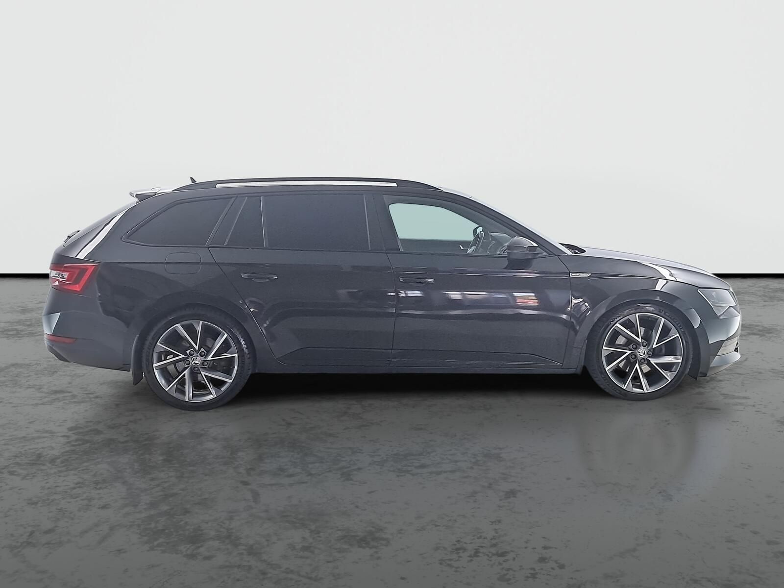 Škoda Superb, 2.0 TDI, Sportline, Kůže, Navi - fotka 6