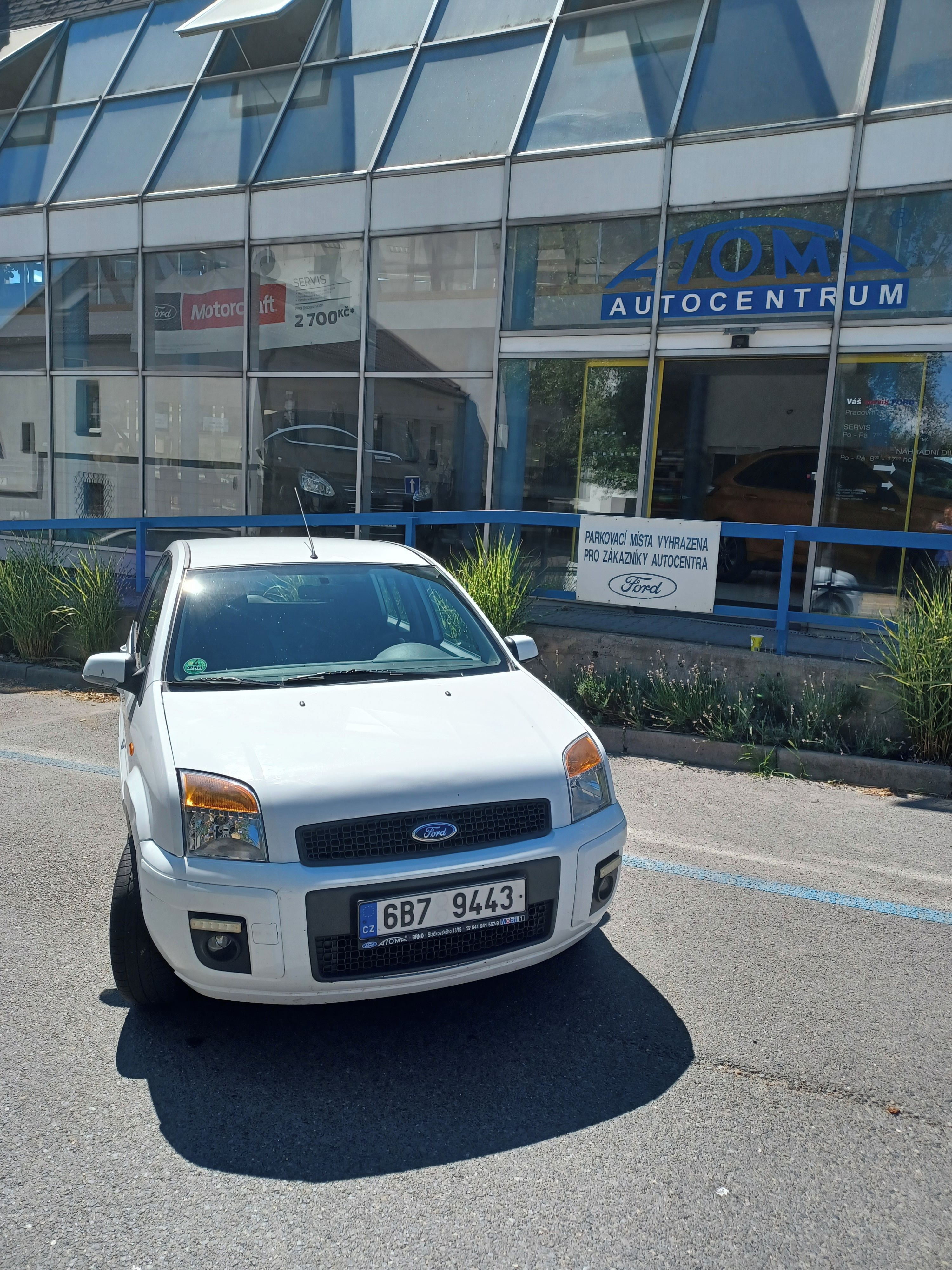 Ford Fusion, 1majitel ,pravidelný servis - fotka 3
