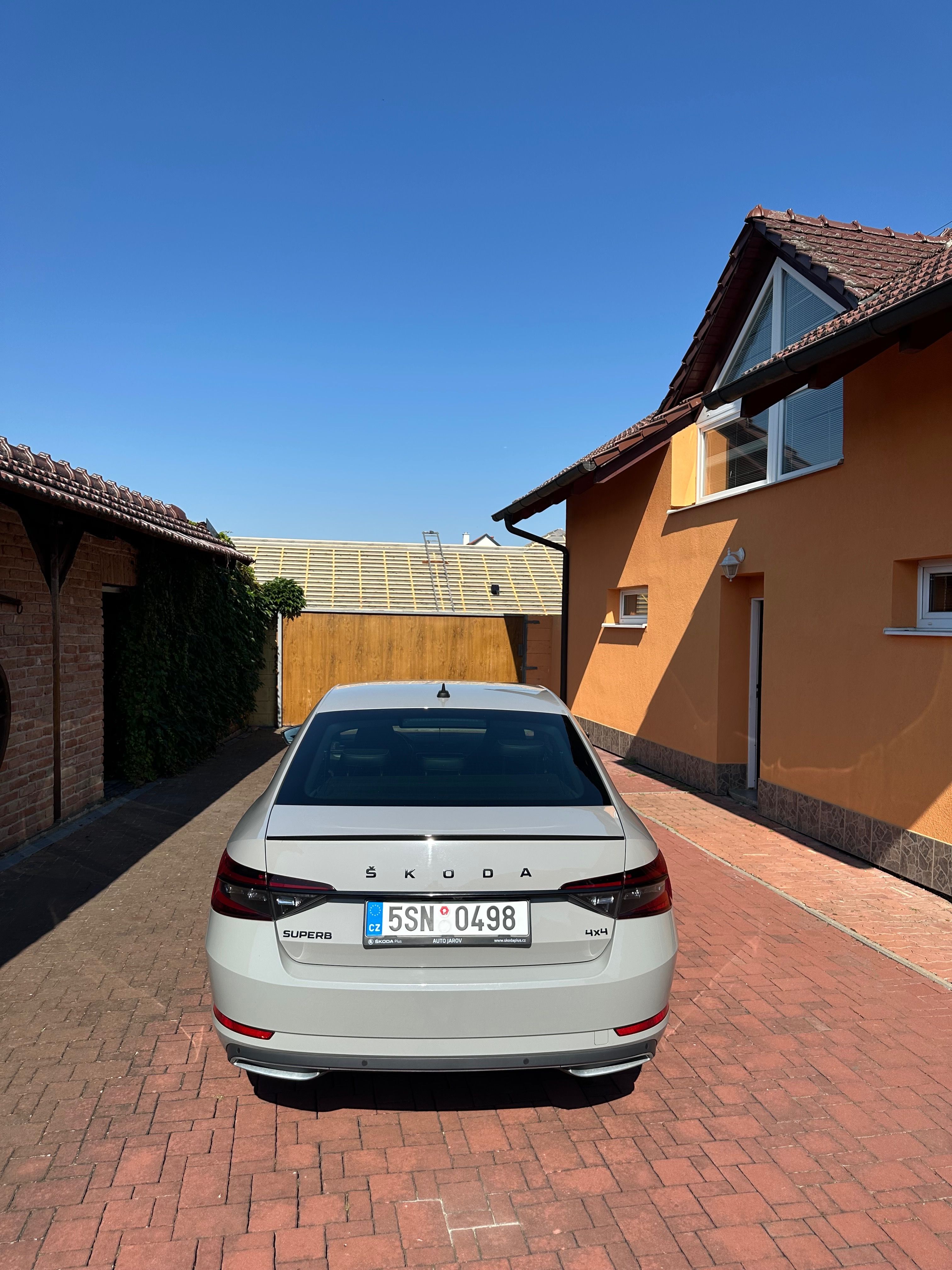 Škoda Superb, 2.0 TDI 147KW 4x4 - fotka 3