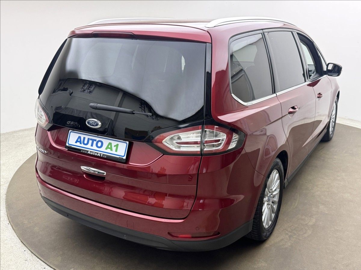Ford Galaxy, 2,0 4X4 AUT 7 MÍST PANO TAŽNÉ - fotka 4