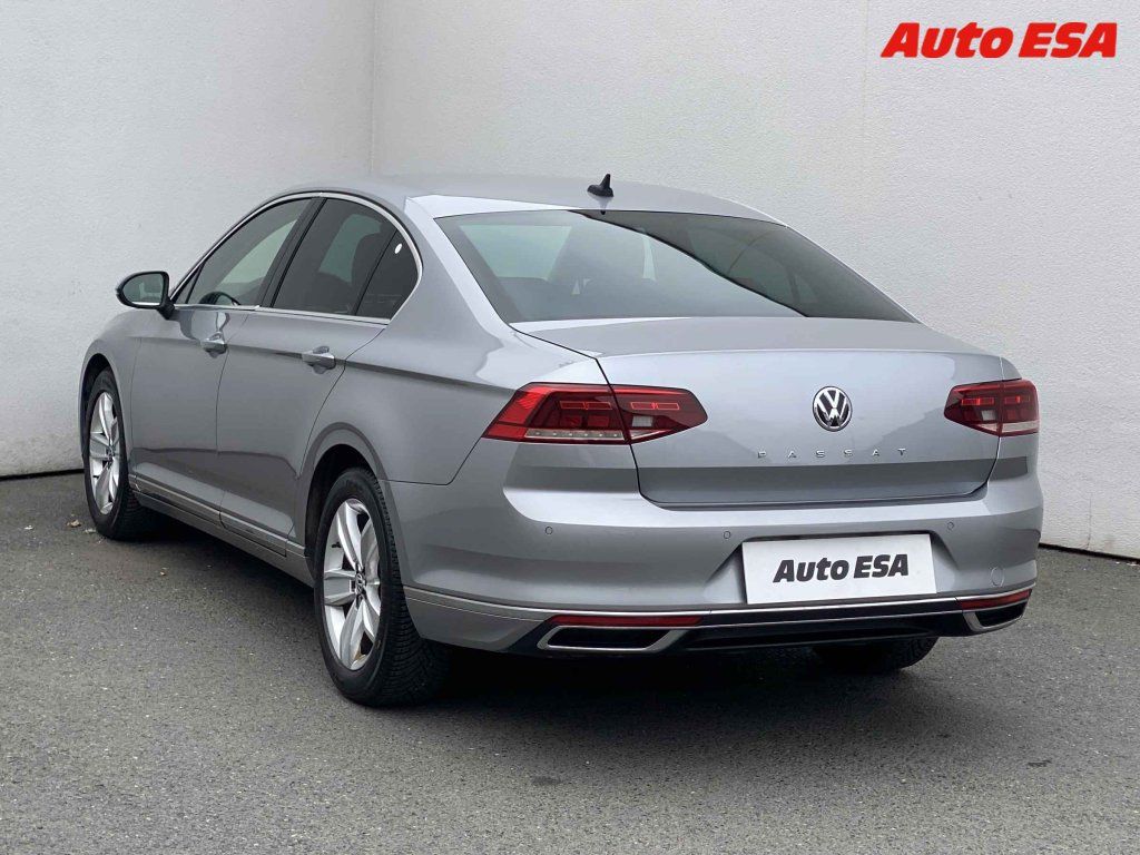 Volkswagen Passat, 2.0TDi,1.maj,ČR,Elegance - fotka 6
