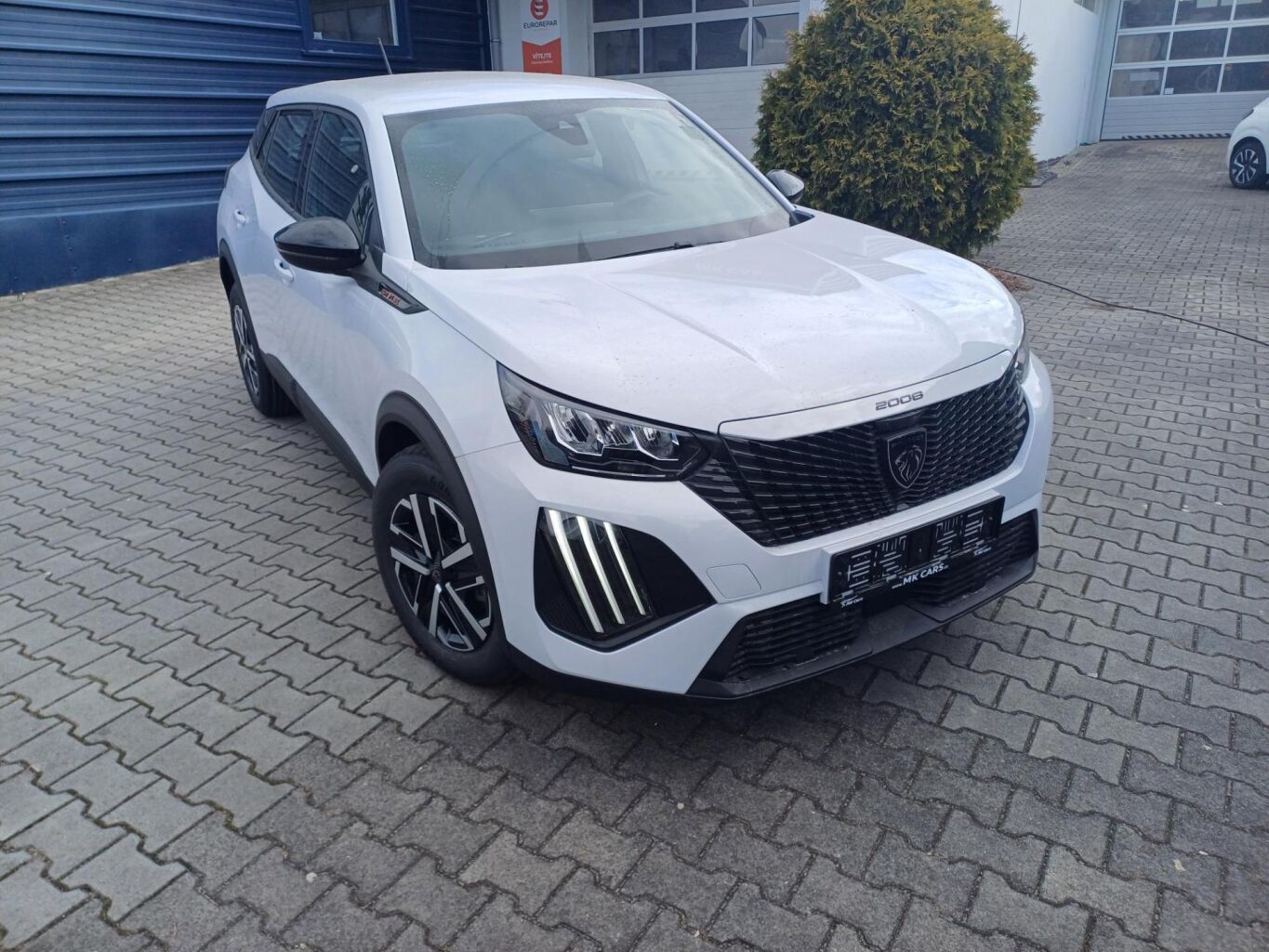 Peugeot 2008, STYLE 1.2 PurTech 100 k manuál - fotka 3
