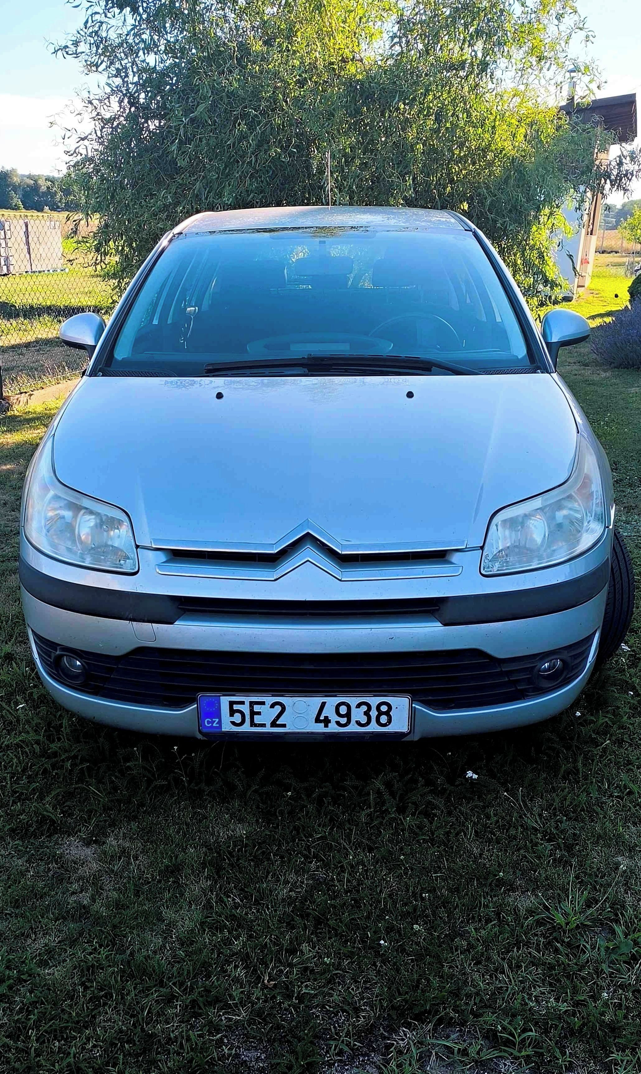 Citroën C4, Citroën C4 1.6i 16V (80 kW)