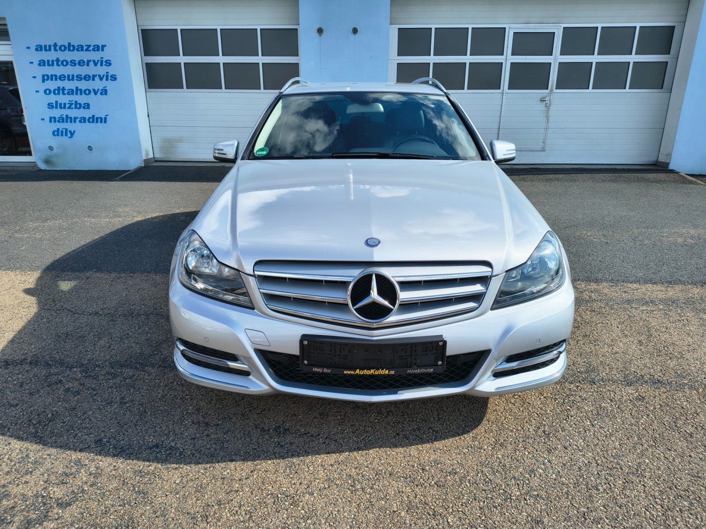 Mercedes-Benz Třídy C, CDi,100kW,Avantgarde,Tažné zař - fotka 2