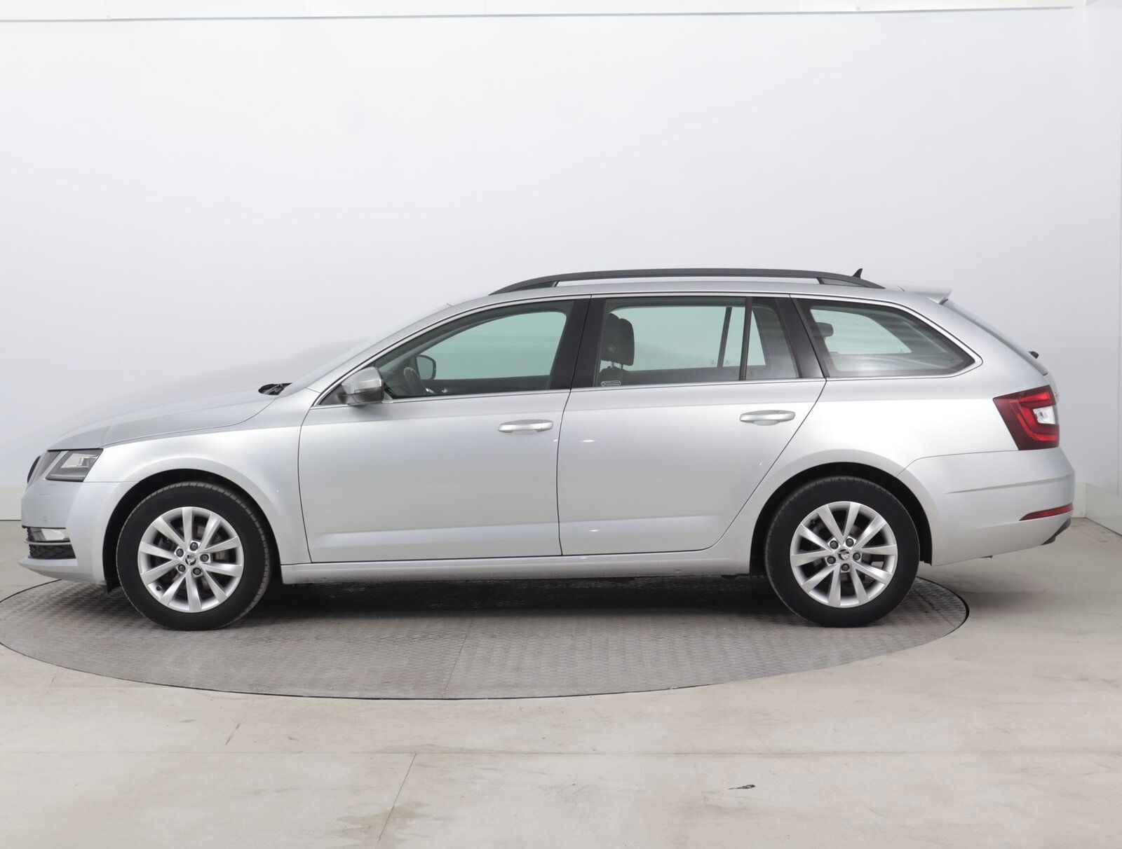 Škoda Octavia, 2.0 TDI, Style, Automat, ČR - fotka 3