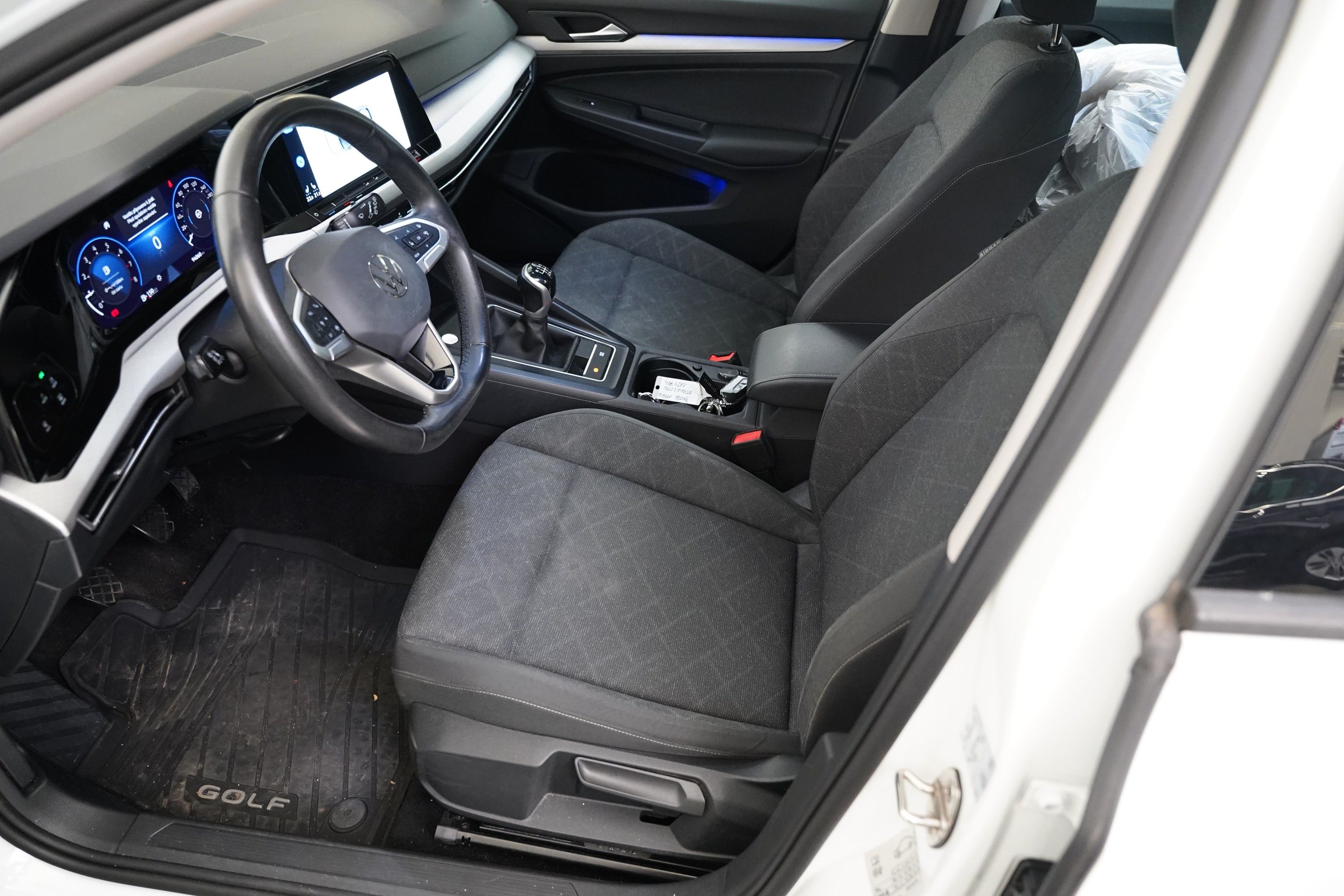 Volkswagen Golf, 1.0 TSI 81 kW Life - fotka 6