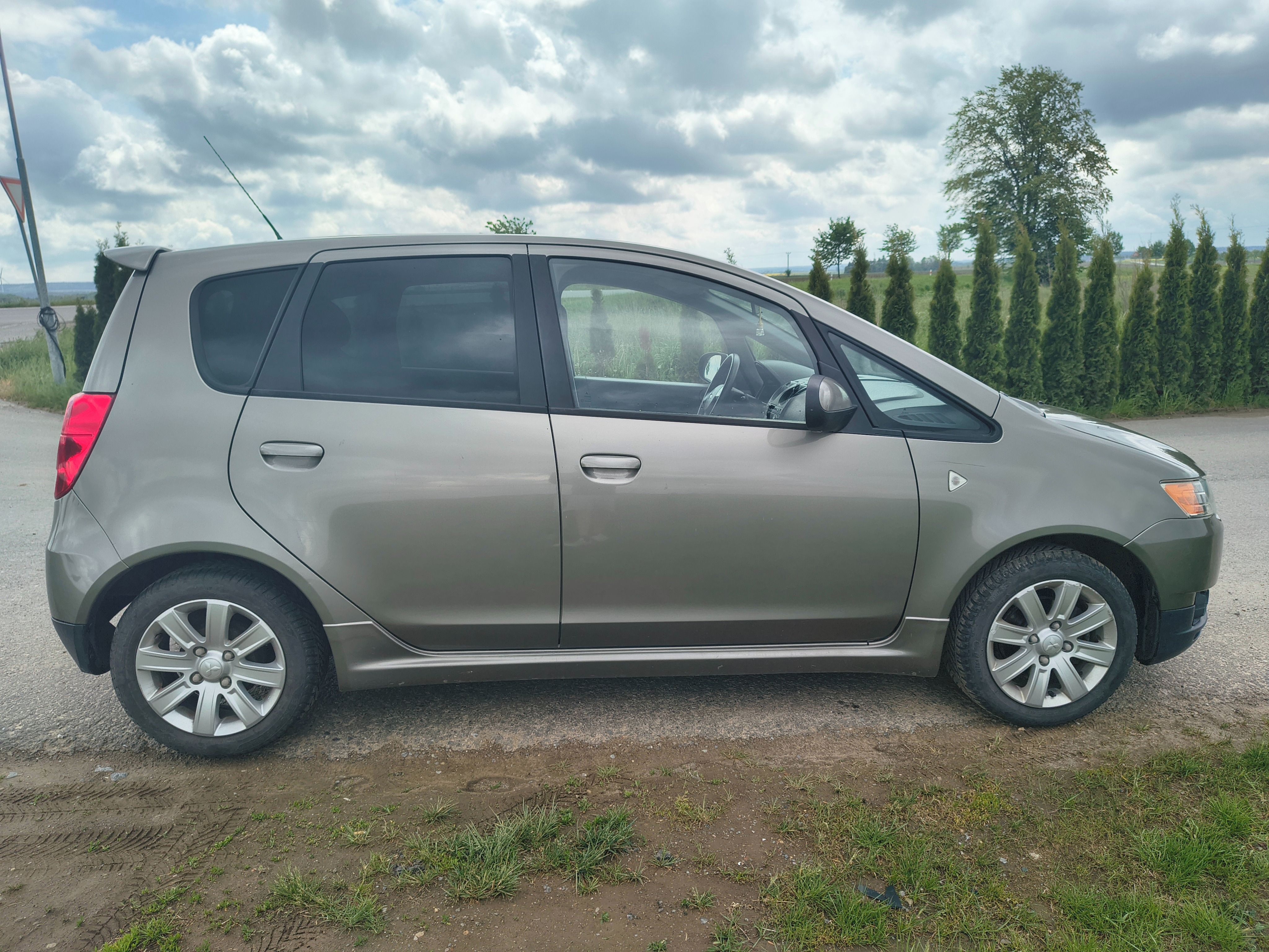 Mitsubishi Colt, Mitsubishi Colt 1.3 70kw - fotka 5