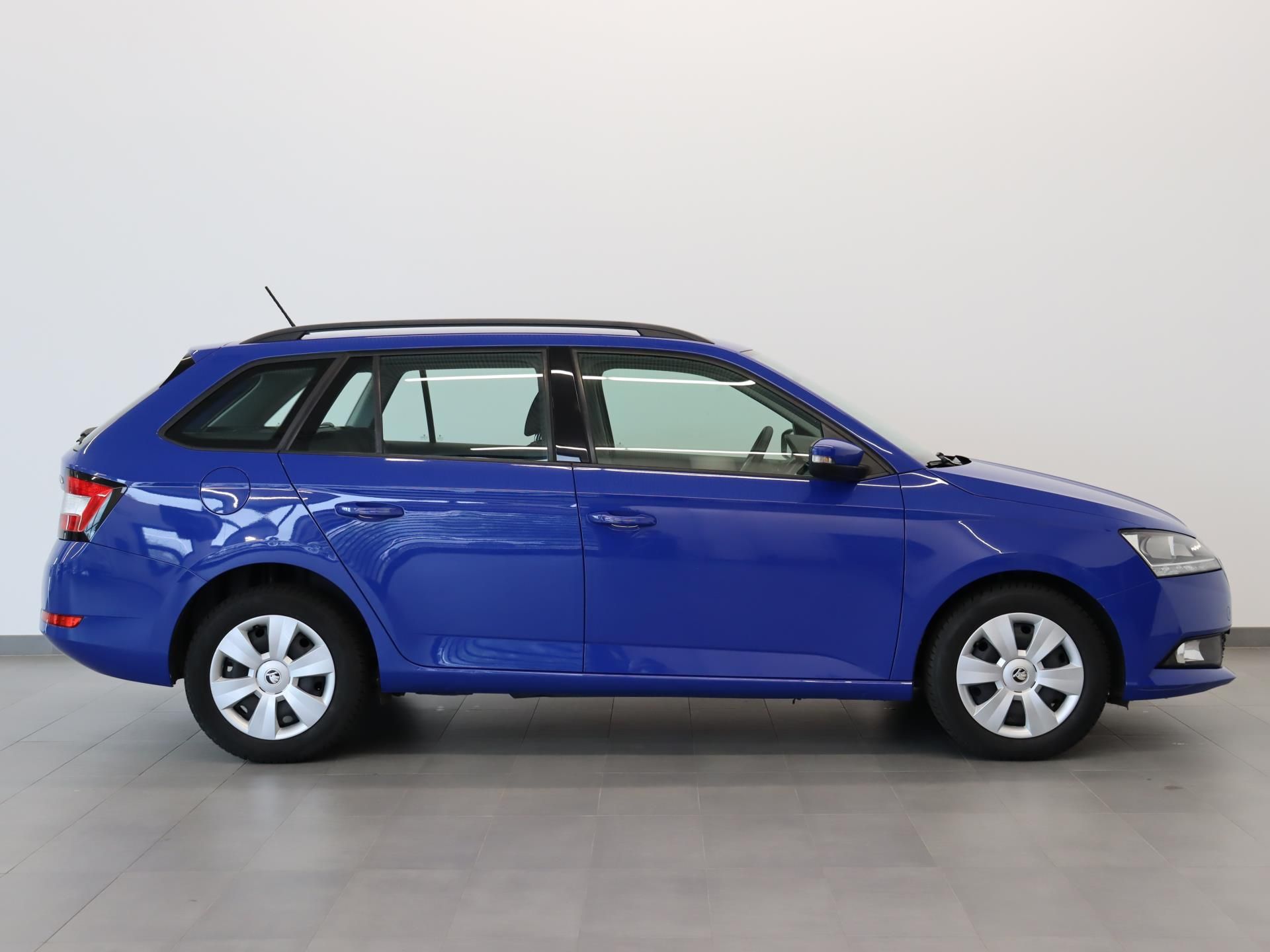 Škoda Fabia, COMBI ACTIVE 1,0 TSI 70 kW - fotka 3