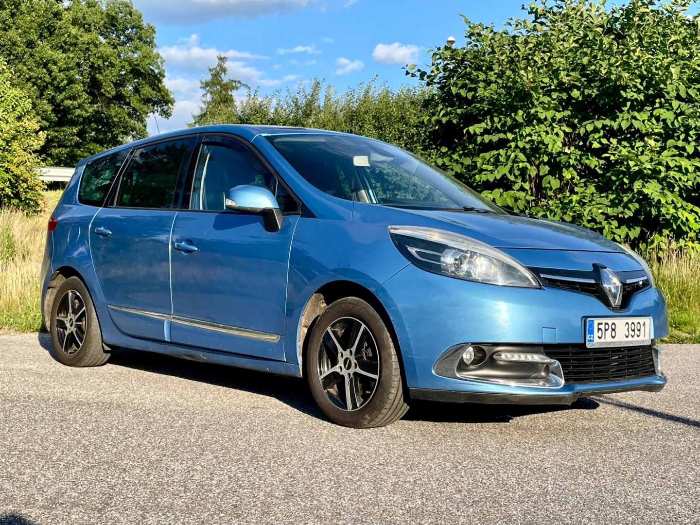 Renault Grand Scénic, 1.6 16V 7 míst Panorama - fotka 3