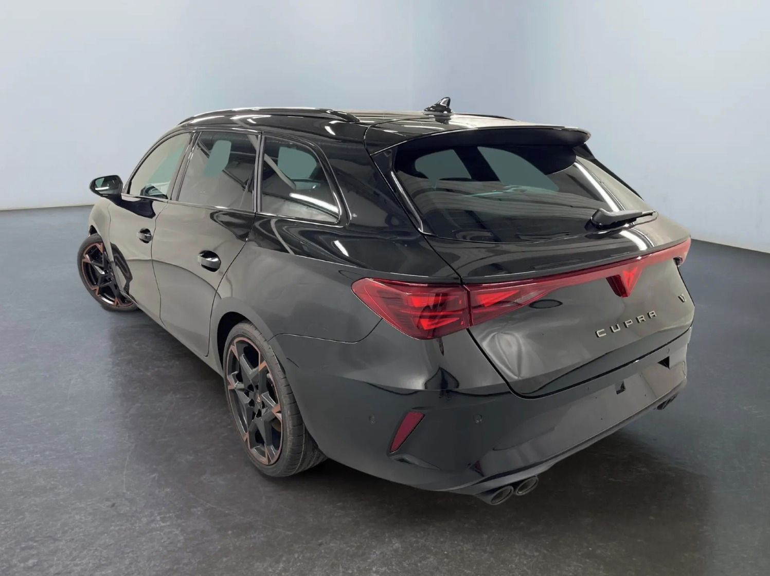 Cupra Leon, Sportstourer VZ sleva 26 % - fotka 3