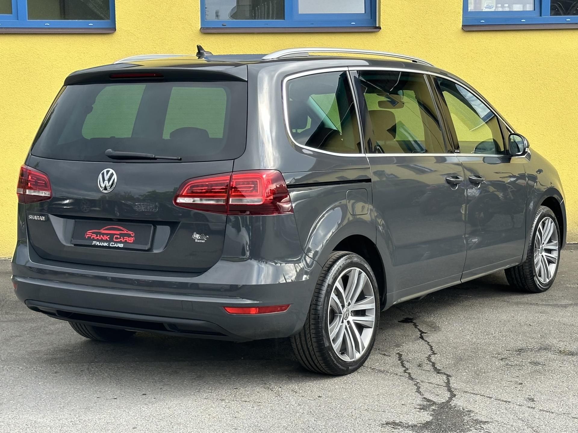 Volkswagen Sharan, 1.4TSI/110kW * 7.Míst * 2.Maj - fotka 4