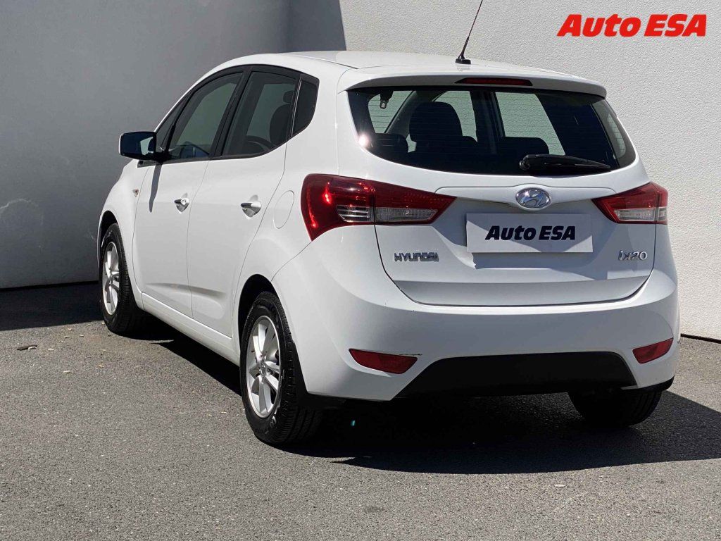 Hyundai ix20, 1.4i - fotka 6