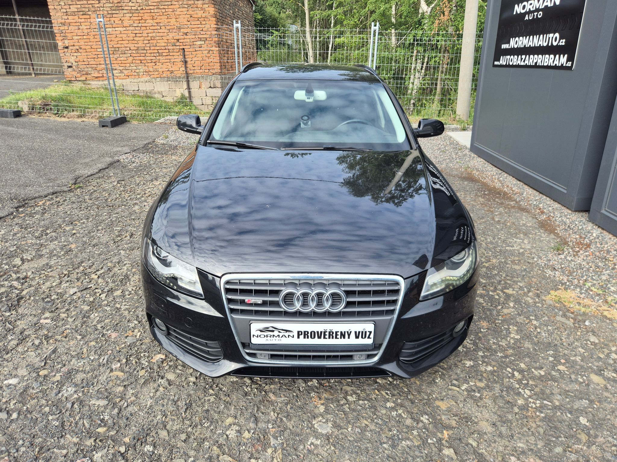 Audi A4, 2.0TDi 105kW manuál, ČR - fotka 2