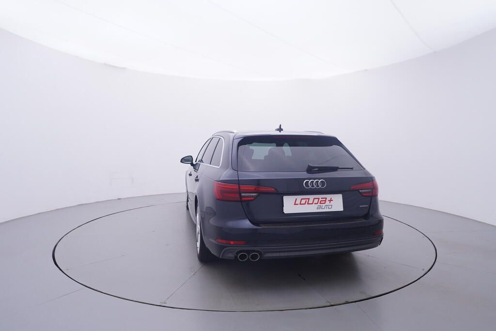 Audi A4 Avant, S-line 3.0 TDI 200 kW - fotka 4